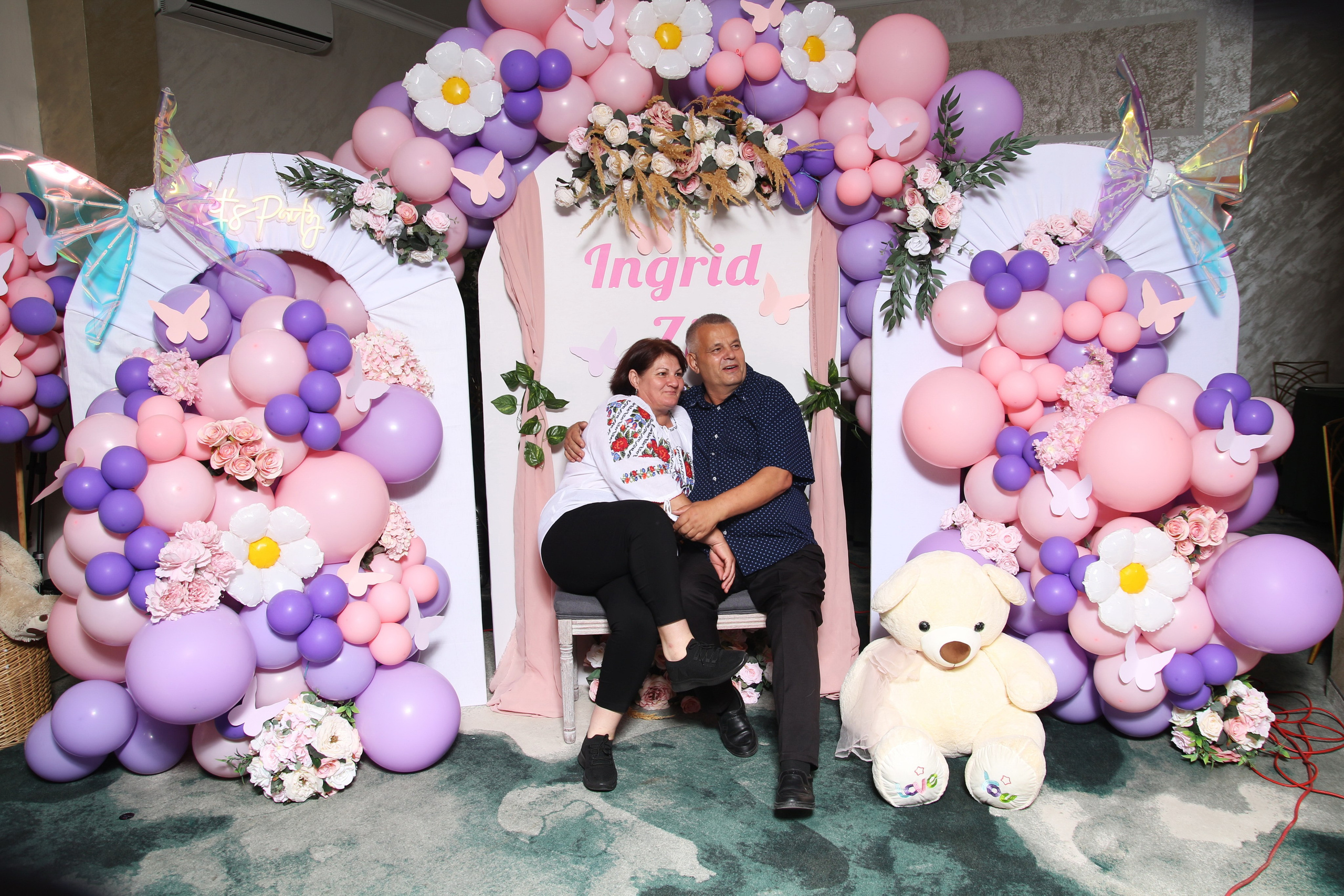 BYZO MEDIA. PETRU BYZO - family and children photographer in ROMANIA