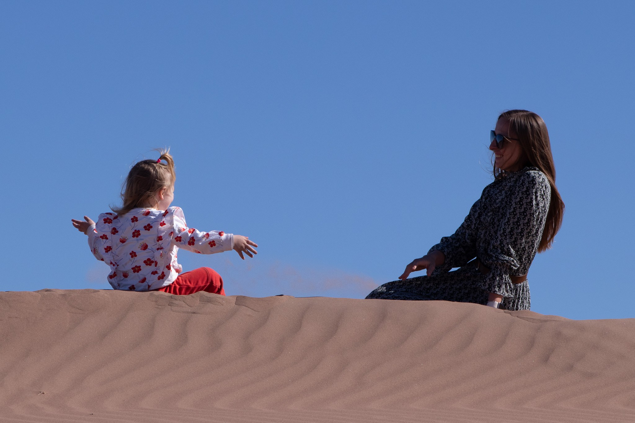 Anastasia y Tasya. Fotógrafo en Mendoza Alexander Safonov