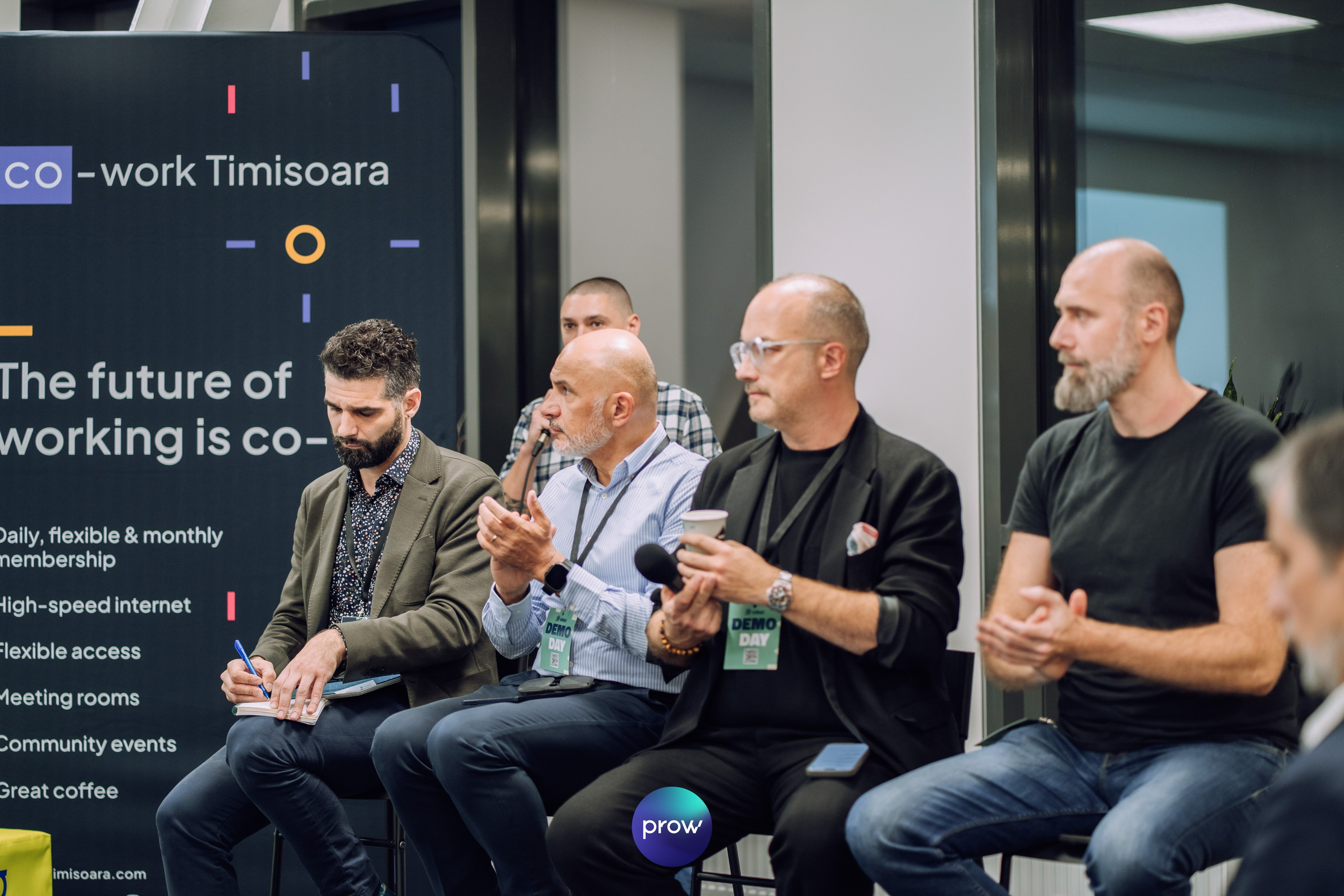 InVest DemoDay @ Cowork. Cozac Cristian Photographer