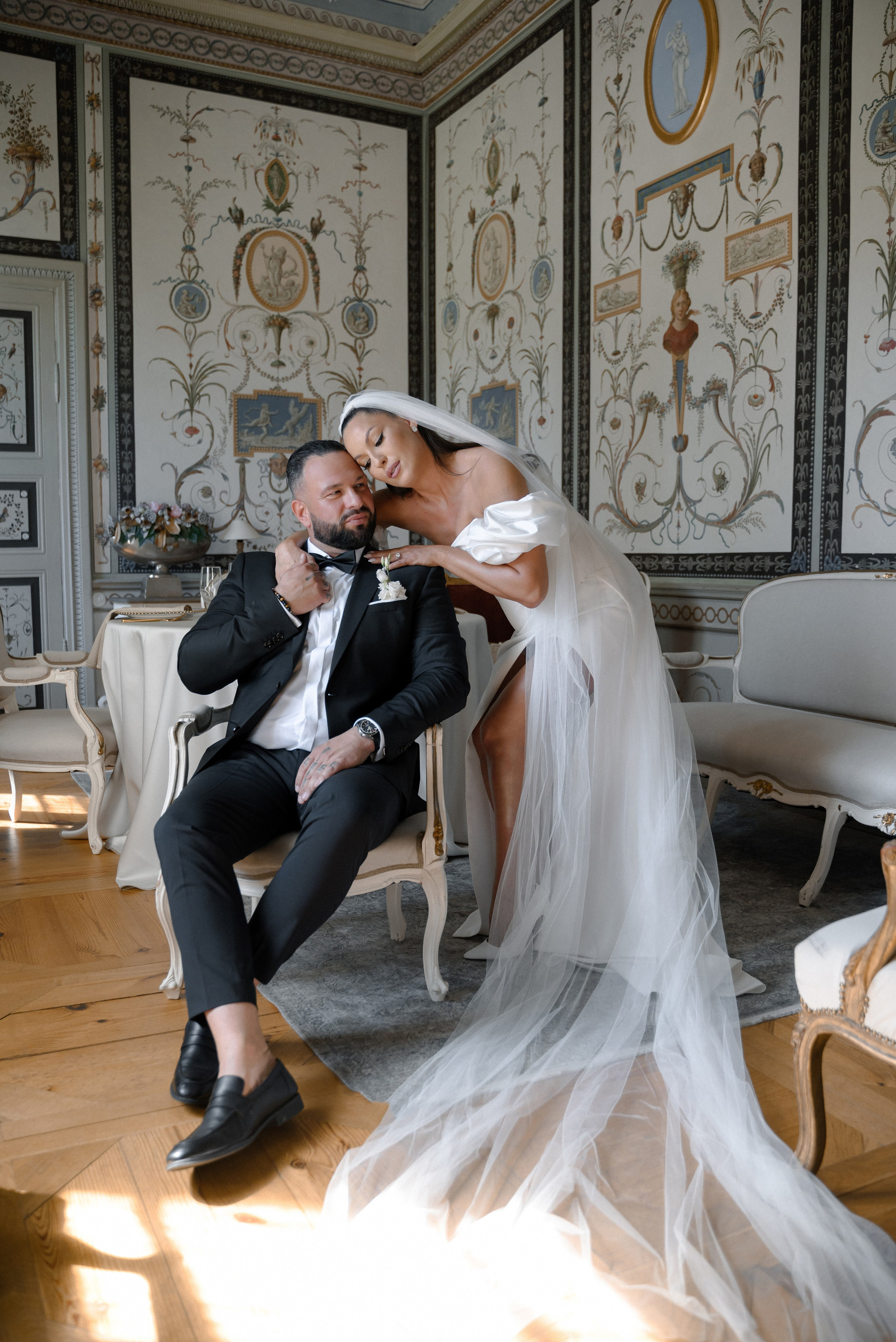 Paula i Marcin wesele w Pałacu Mała wieś 30.04.2024. Wedding photographer Warsaw and Europe