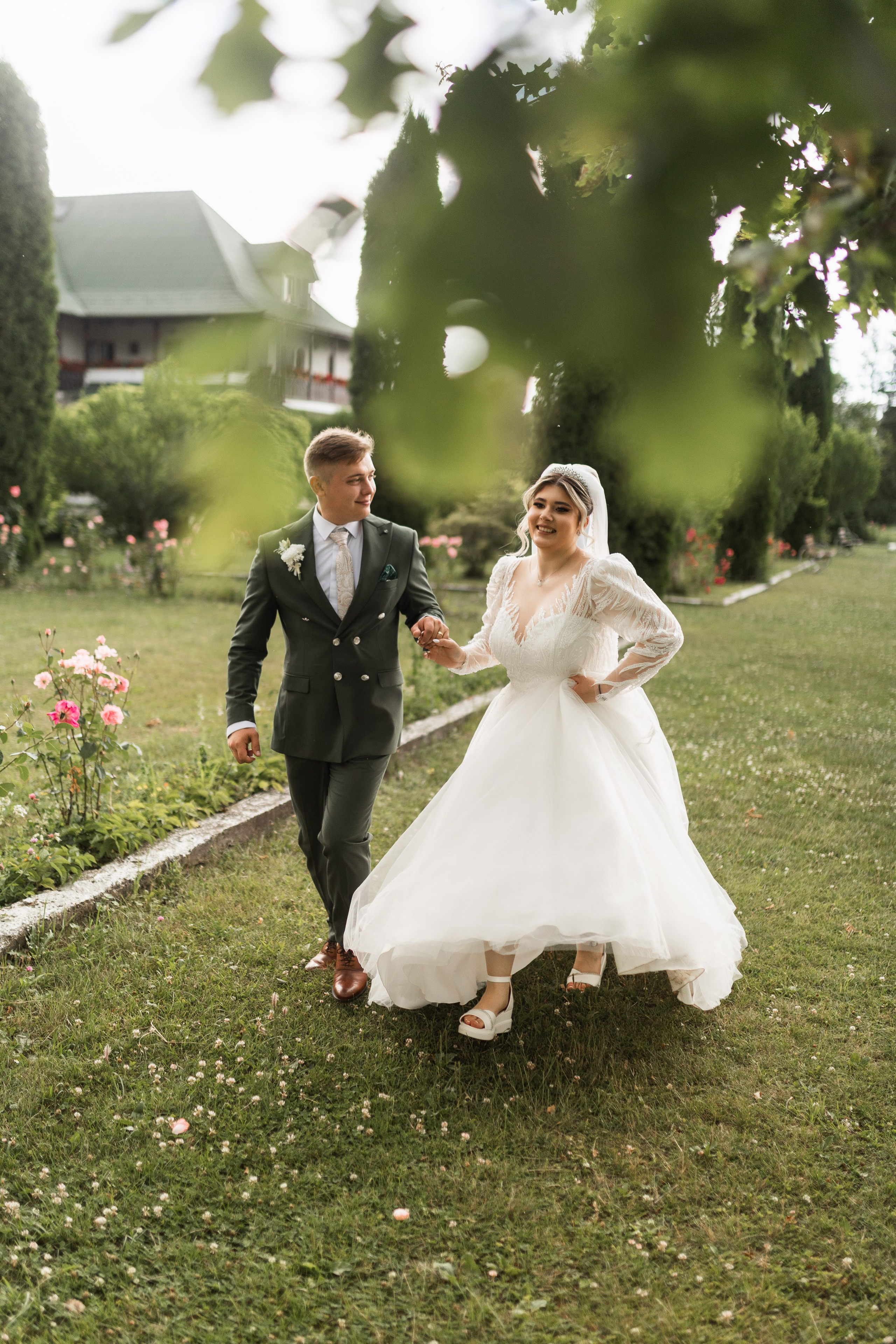 Oana & Andrei. Vlad Aconstantinesei Photographer