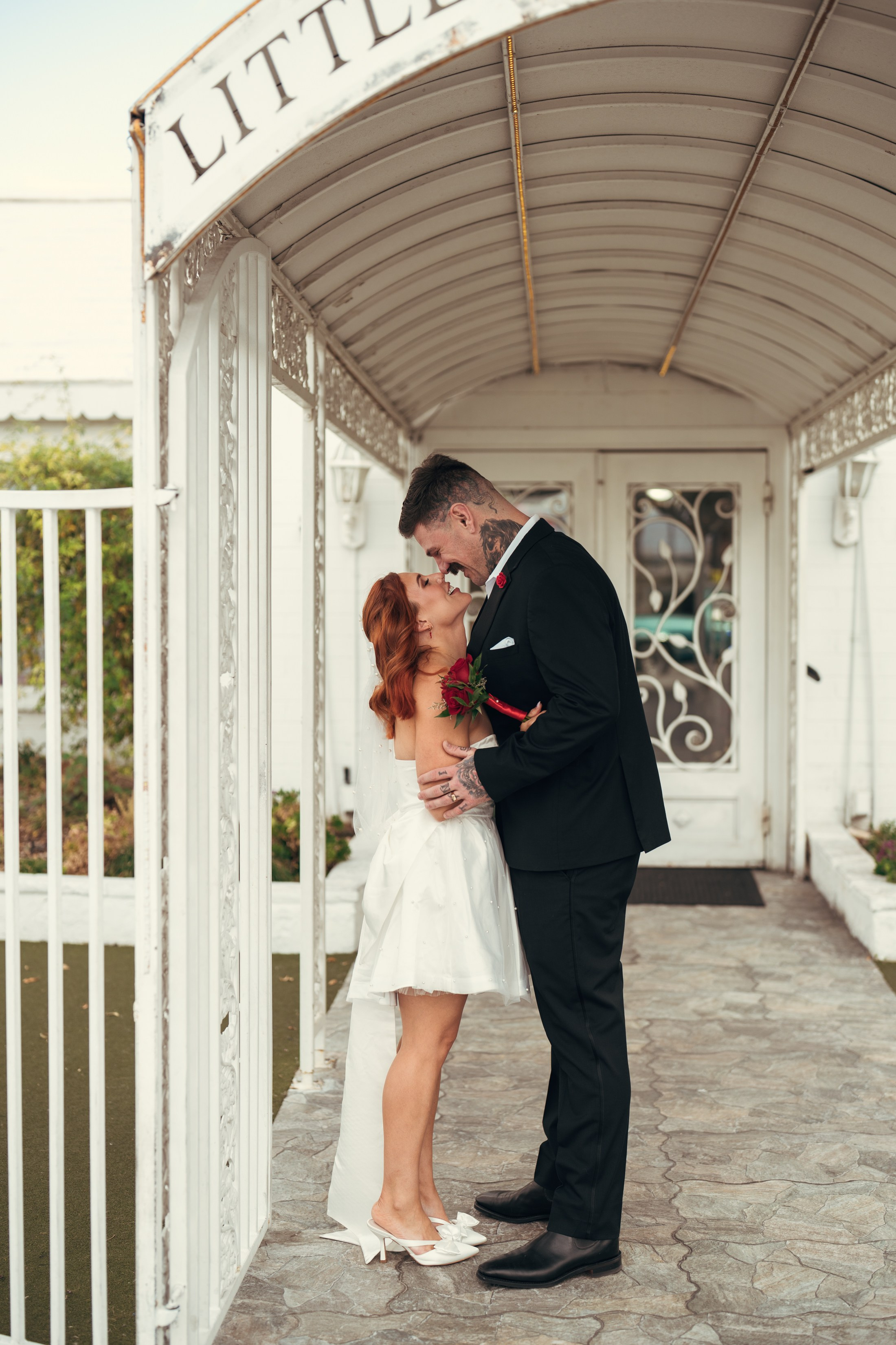 Daniel&Tyla. Wedding & elopement photographer Viktoriya Kravtsov. Las Vegas