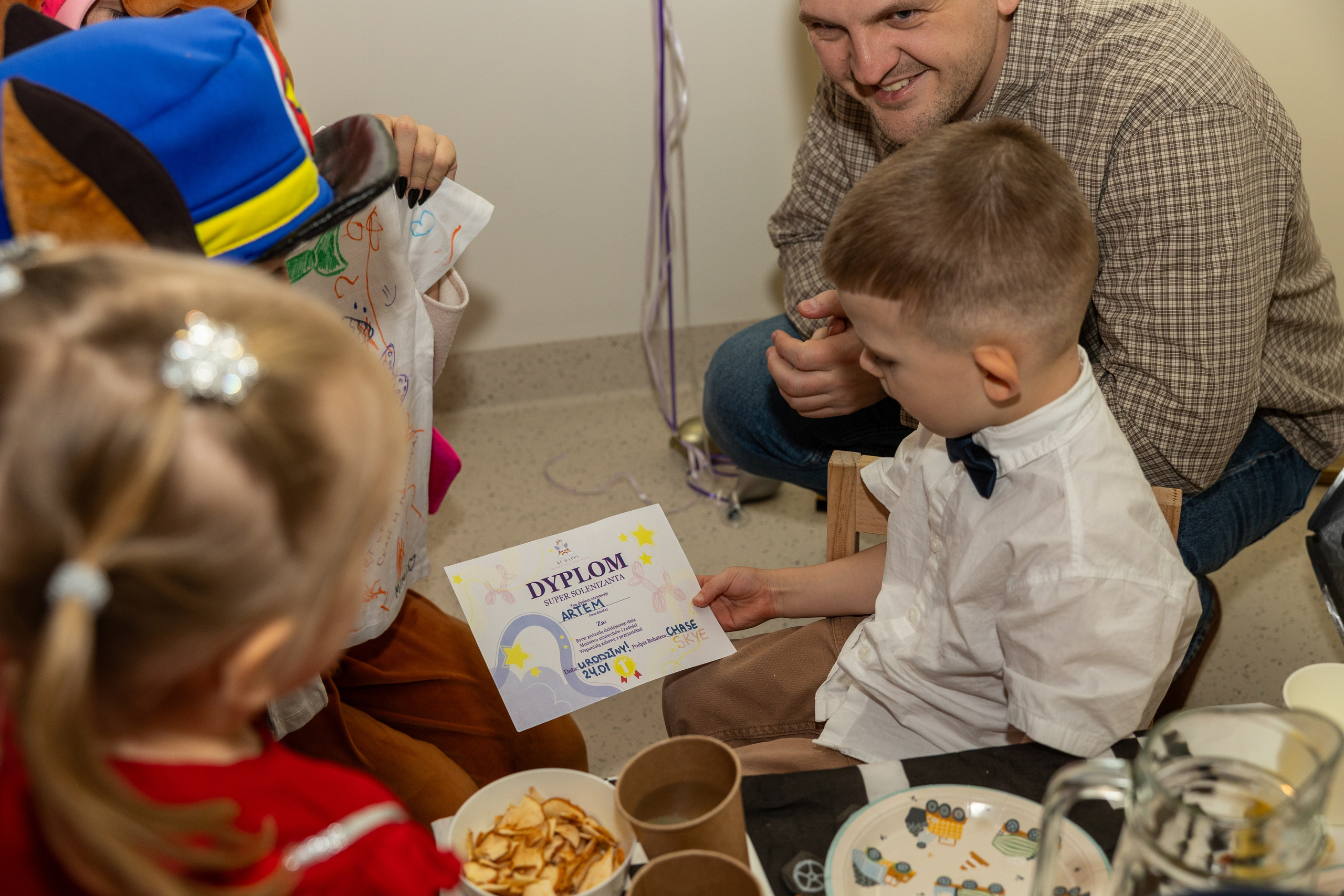 День рождения Артёма 24 января 2026 года. Семейный и детский фотограф в Варшаве Мила Бобровская