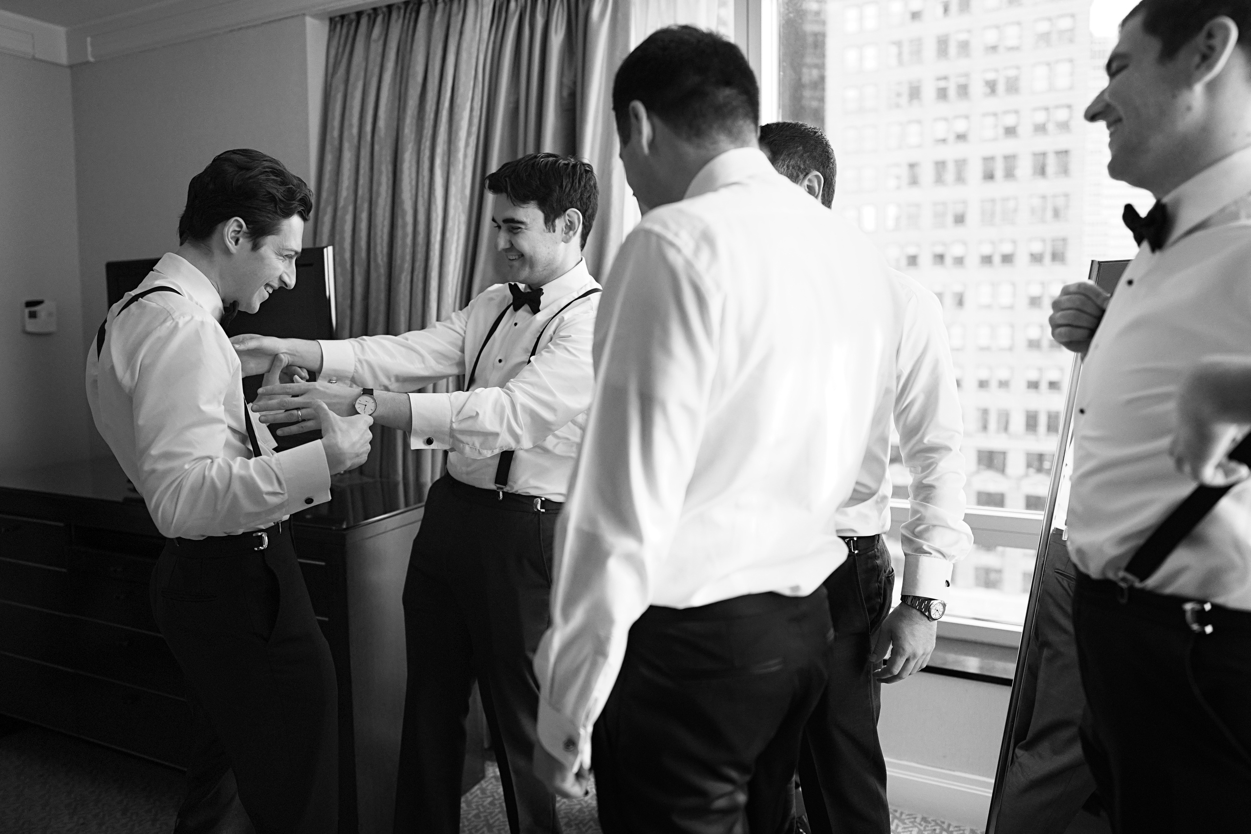 Julia & Michael – 2.10.2019 – Battery Gardens. Emin Kuliyev — Award-Winning Wedding Photojournalist NYC & USA | Best Wedding Photographer Known for Candid, Timeless Moments