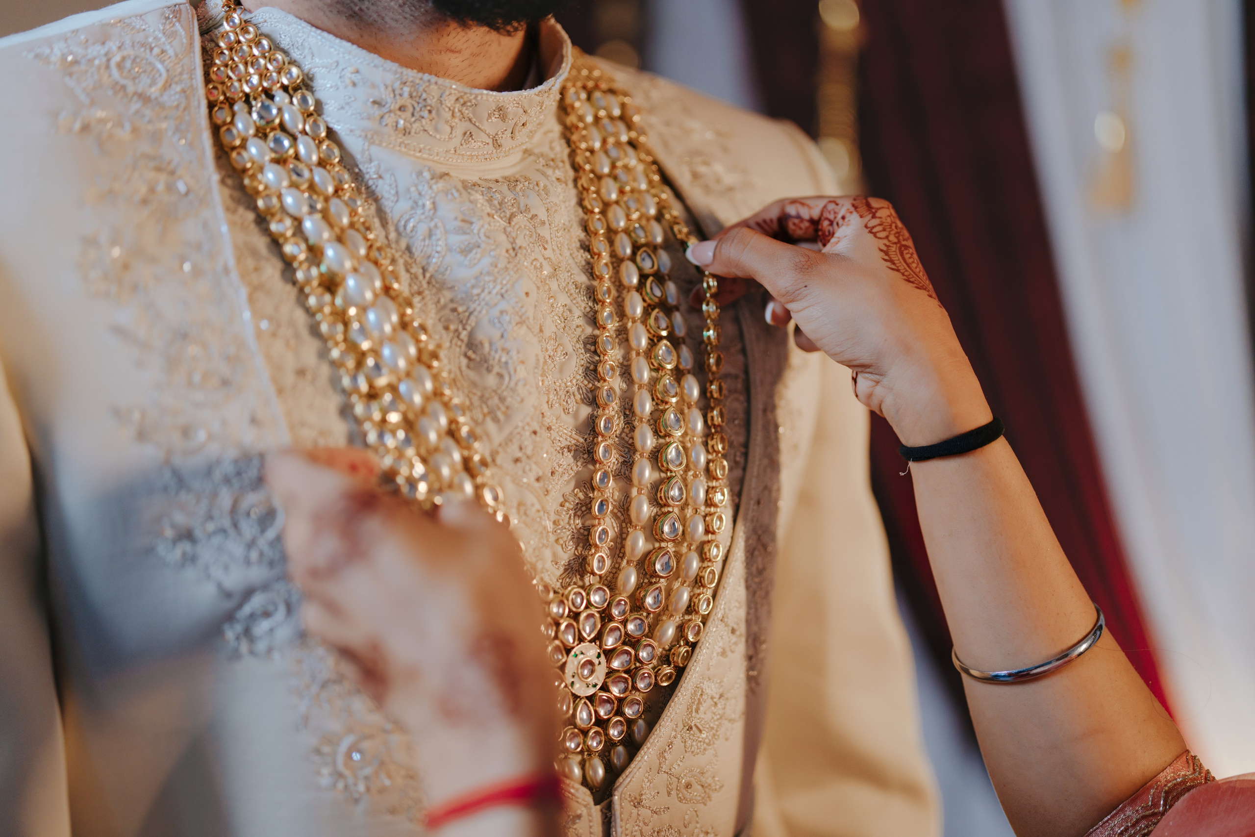 Gagan & Jasmeen. Wedding Photographer & Cinematographer studios