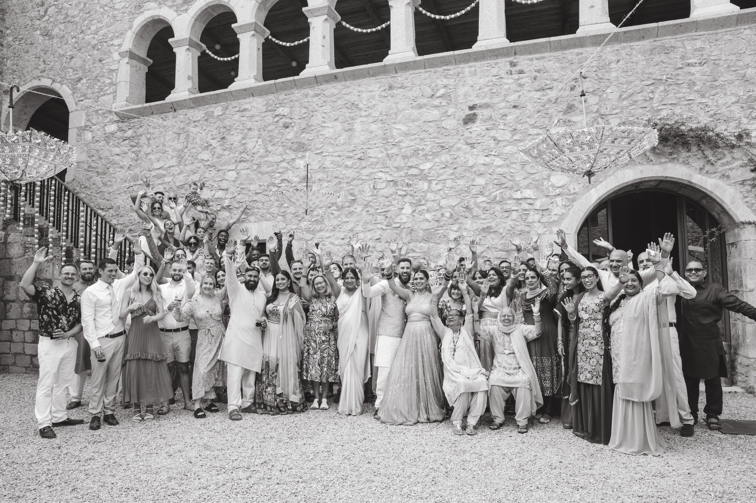 Patrik & Naomi. Monestir Sant Salvi. Paola wedding photographer / videographer in Barcelona