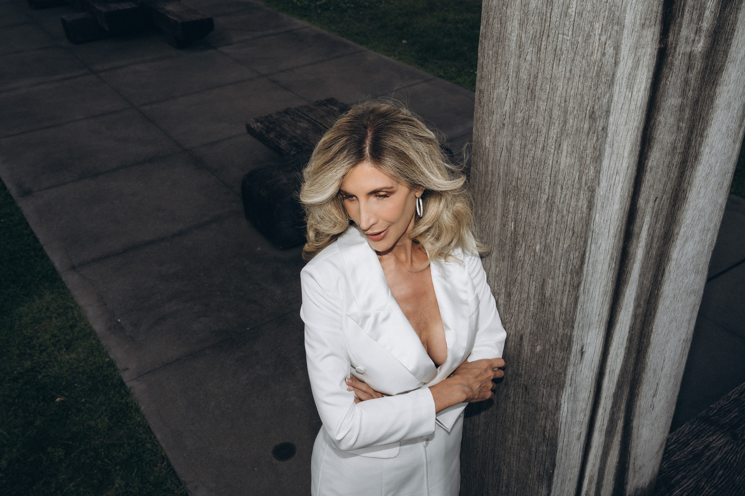 Bridal close-up portrait in Syracuse botanical garden.