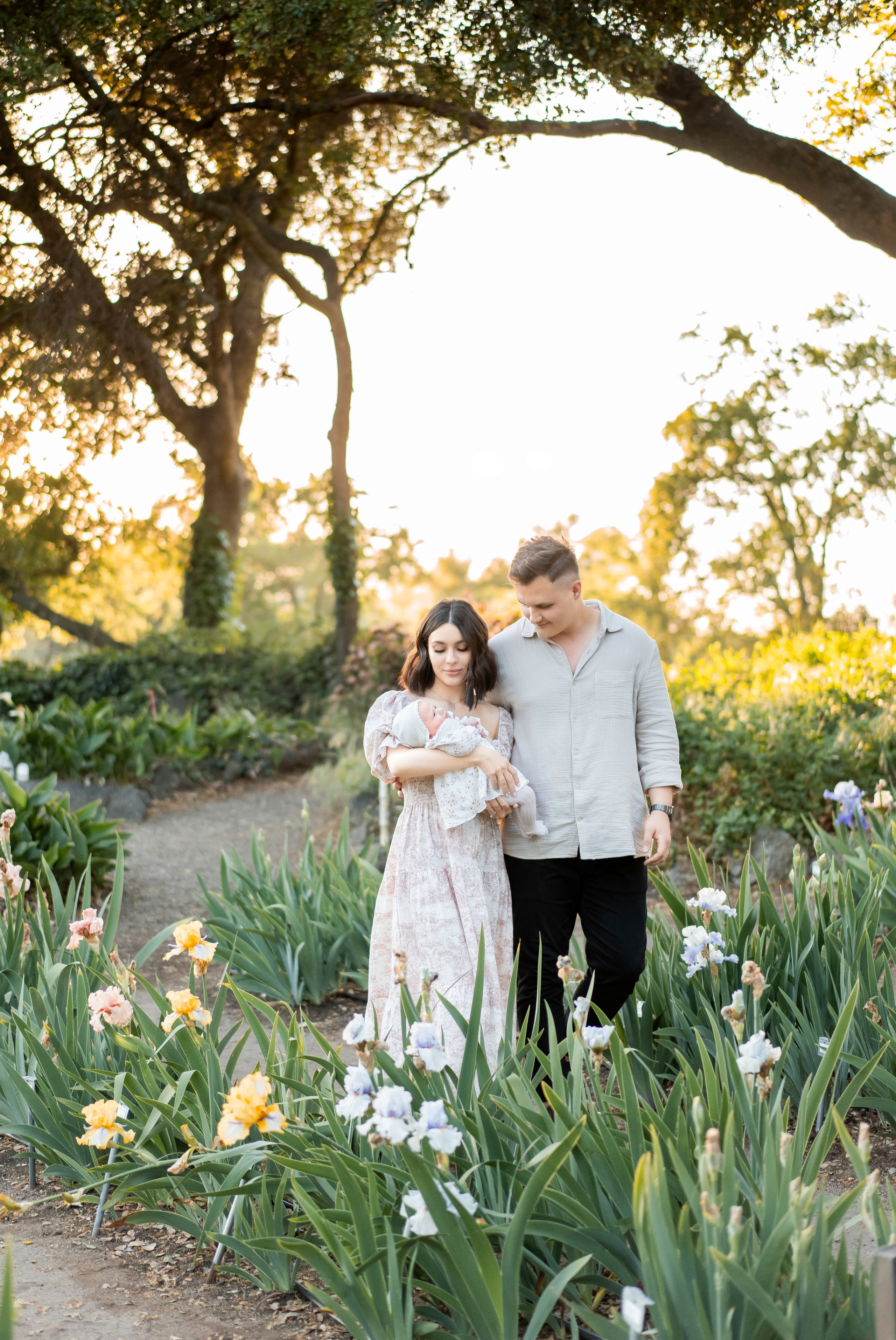 Ruslan, Sofiya & Naomi. Family photographer in Sacramento | Sofia Pavenko