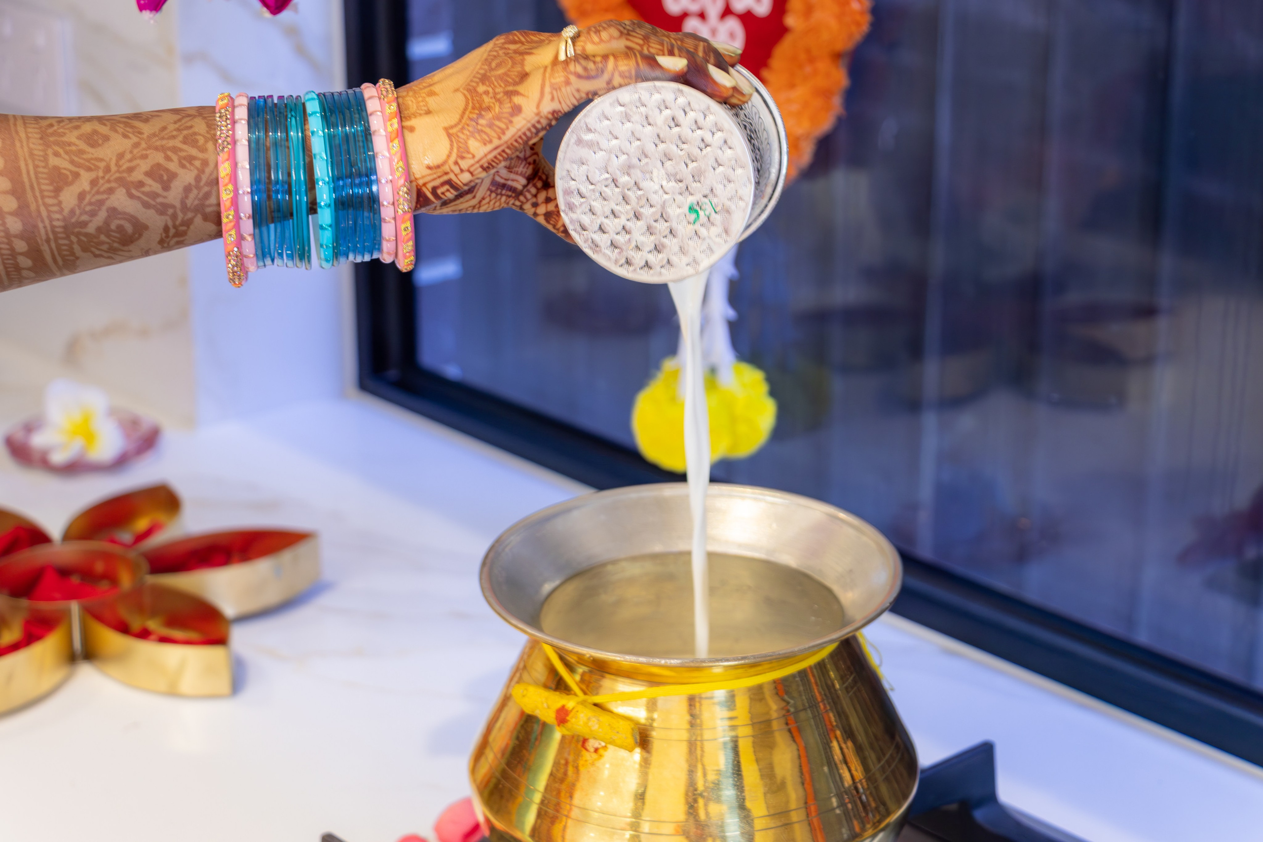Tallawong Housewarming. MHCreative is family-oriented photographer based in SYDNEY