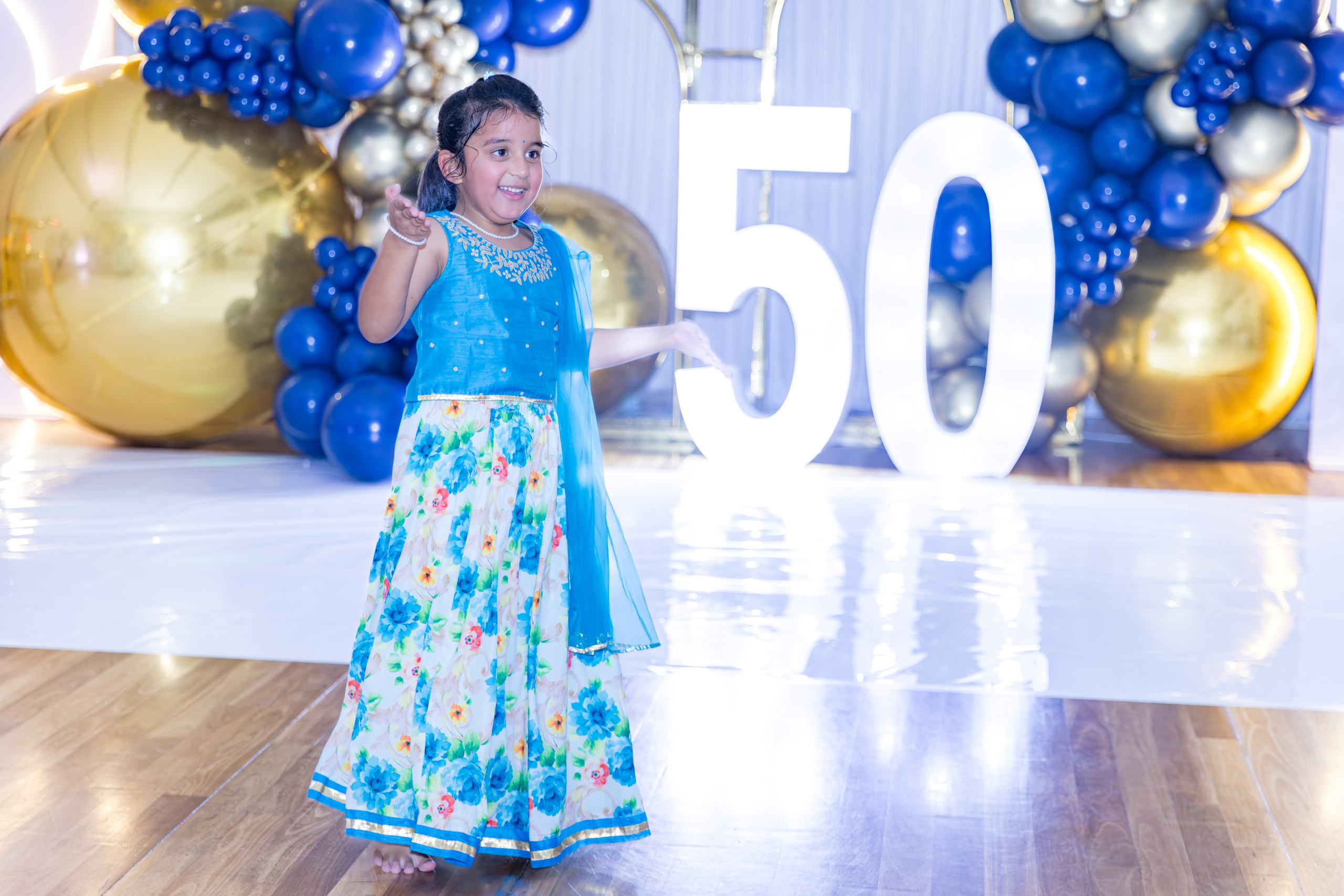 50th Birthday. MHCreative is family-oriented photographer based in SYDNEY