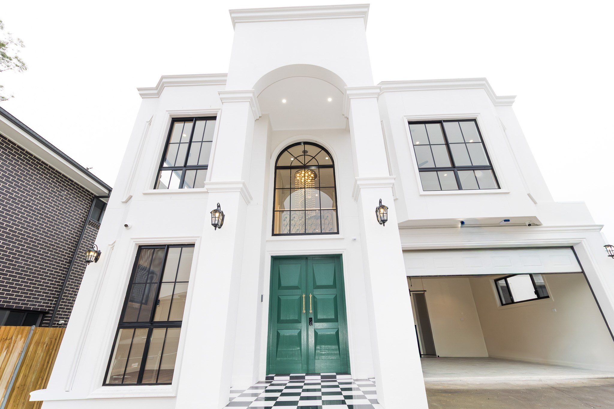 Hornsby House. MHCreative is family-oriented photographer based in SYDNEY