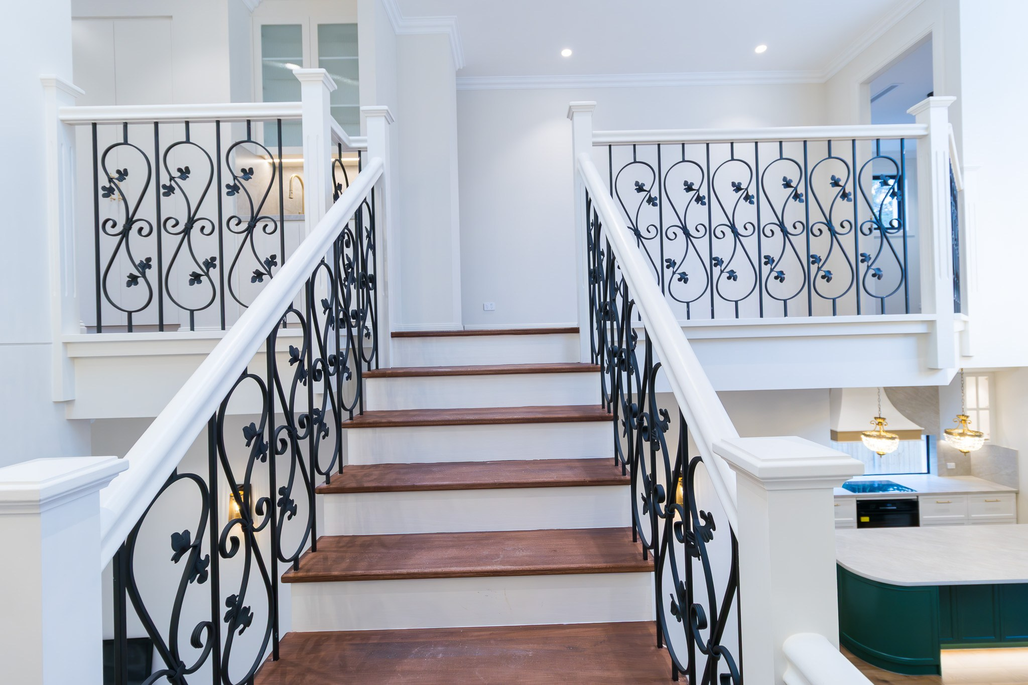 Hornsby House. MHCreative is family-oriented photographer based in SYDNEY