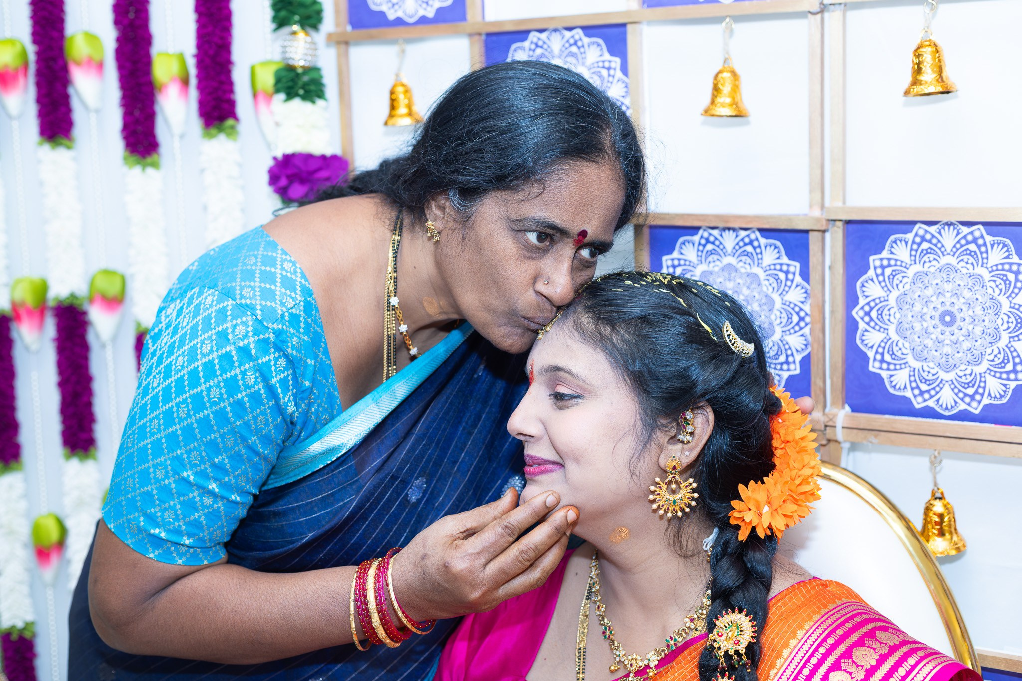 MHCreative is family-oriented photographer based in SYDNEY