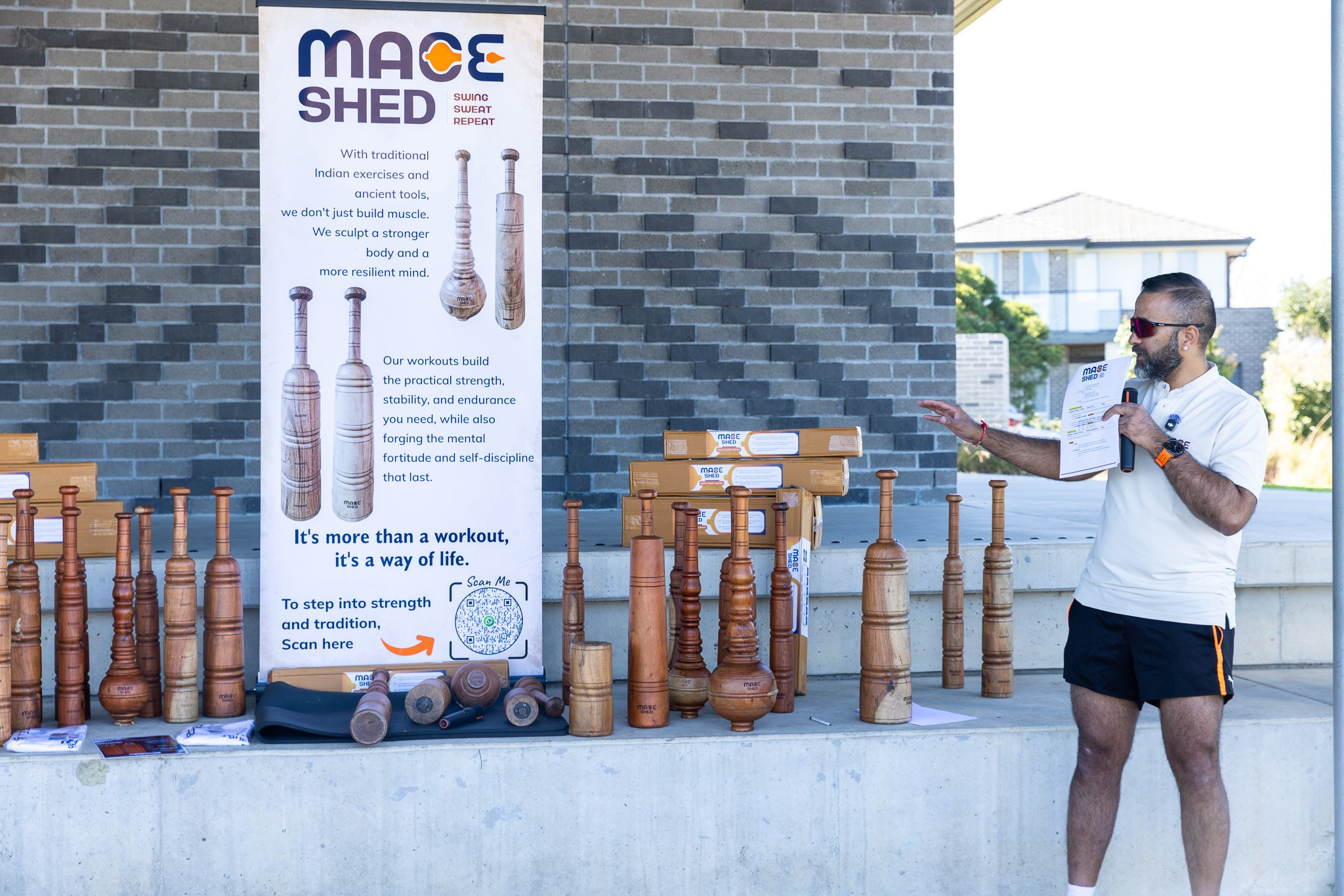 Mace 1st year Anniversary. MHCreative is family-oriented photographer based in SYDNEY