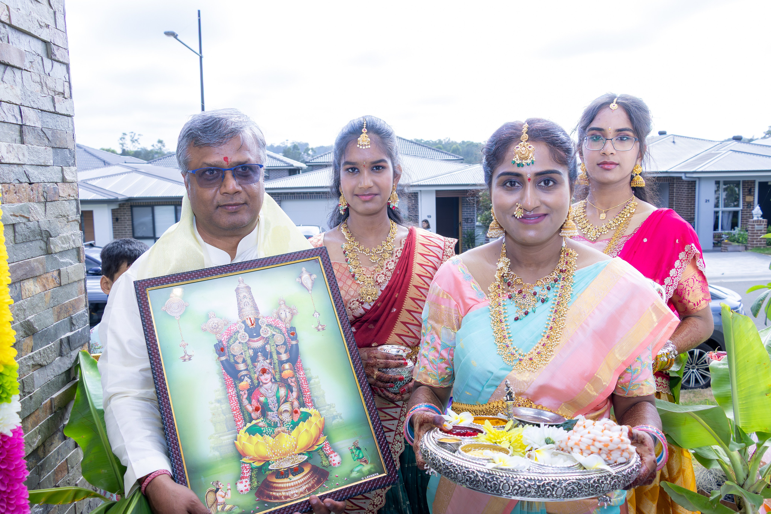 Tallawong Housewarming. MHCreative is family-oriented photographer based in SYDNEY