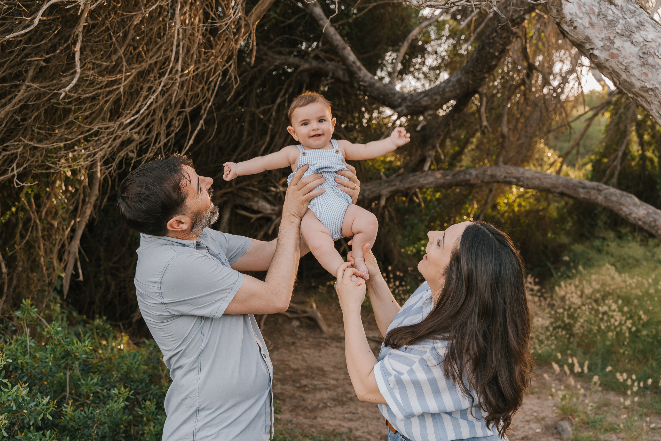 Tania, Antonio y Elias. Fotógrafa de bodas y familias en España, Valencia: Nadia ProFoto