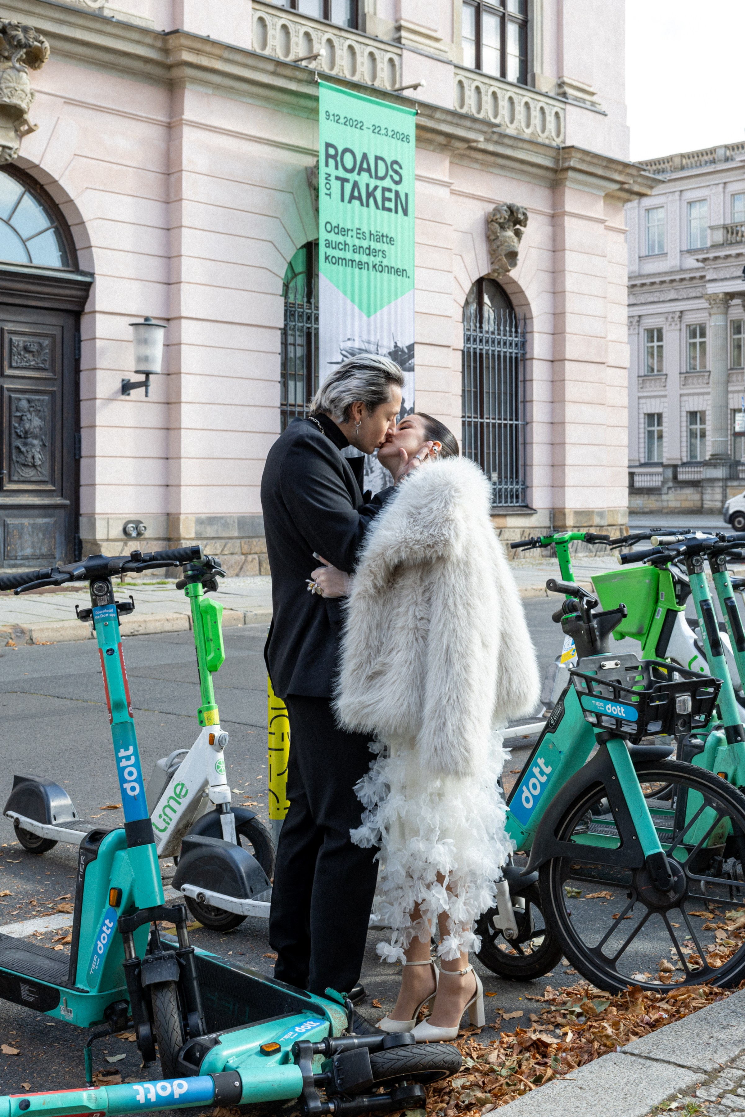 Hochzeit Fotoshooting Berlin, kreative Hochzeitsfotos & Reportage. Hochzeitsfotografin in Gütersloh | Authentische Hochzeitsreportagen | TK Photographie