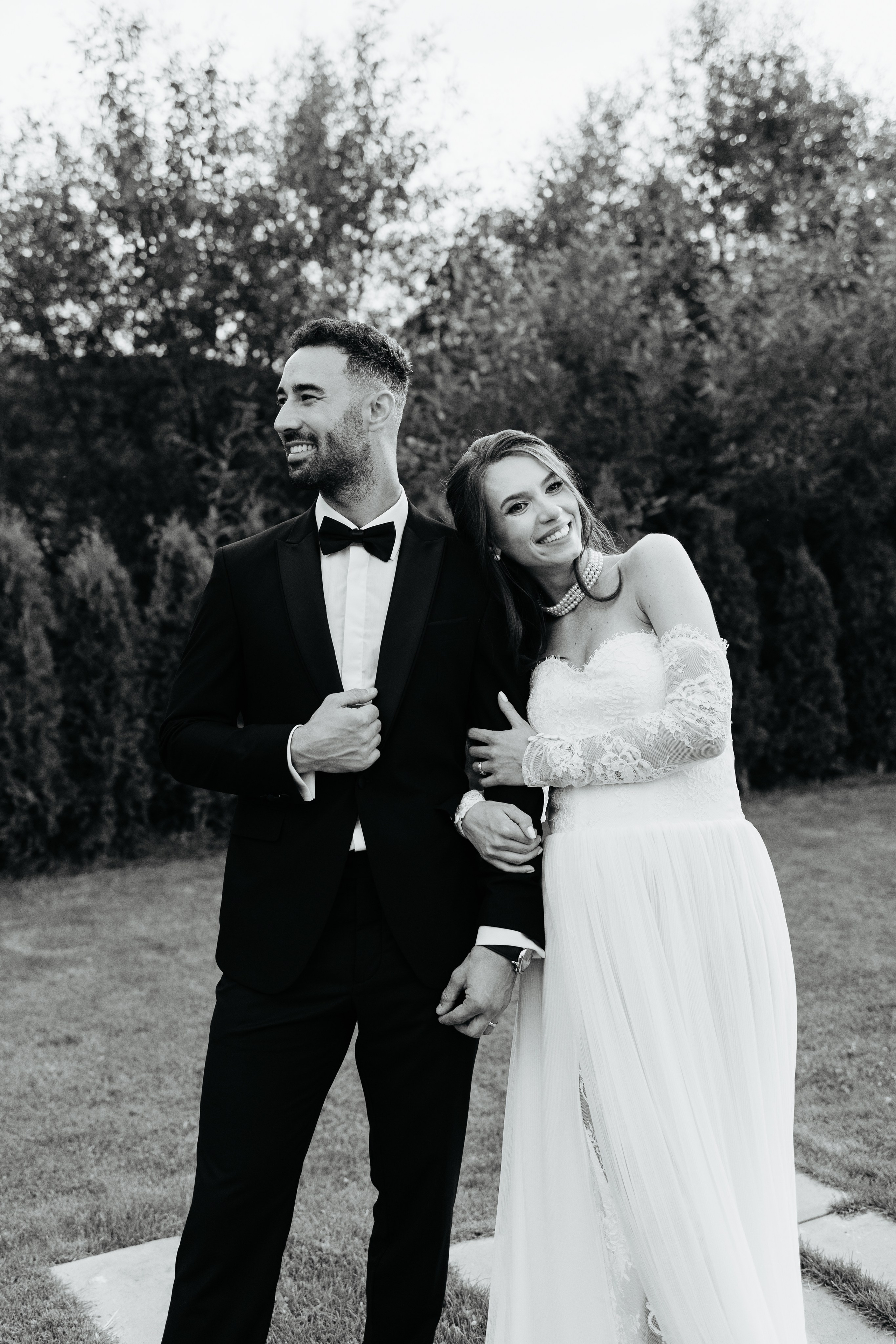 PORTFOLIO. Wedding Photographer Editorial Storytelling Cluj, Romania & Europe|Lore Photography