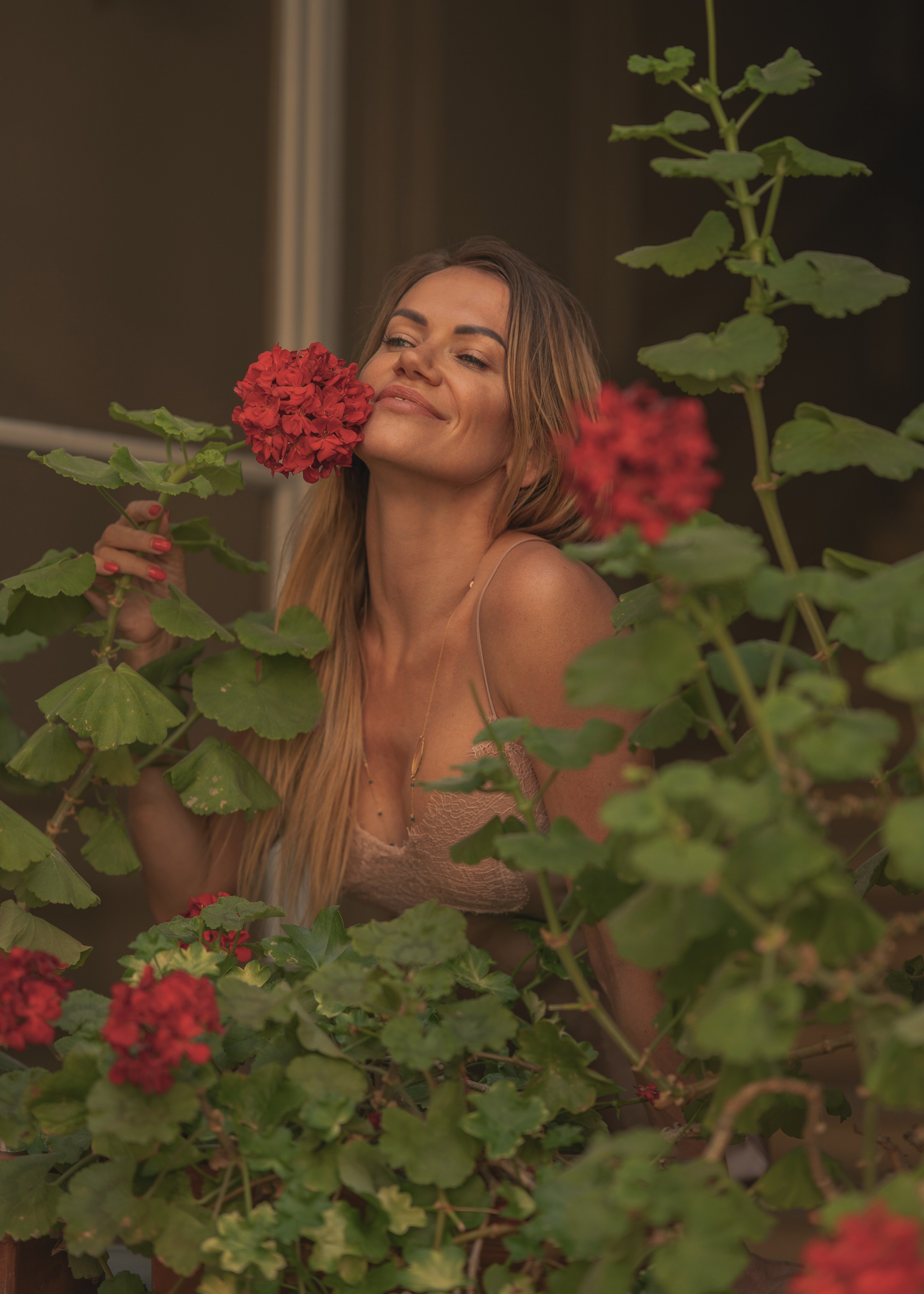 Marina. Nina — Fashion & Beauty Photographer in Paris | Portrait Photoshoots