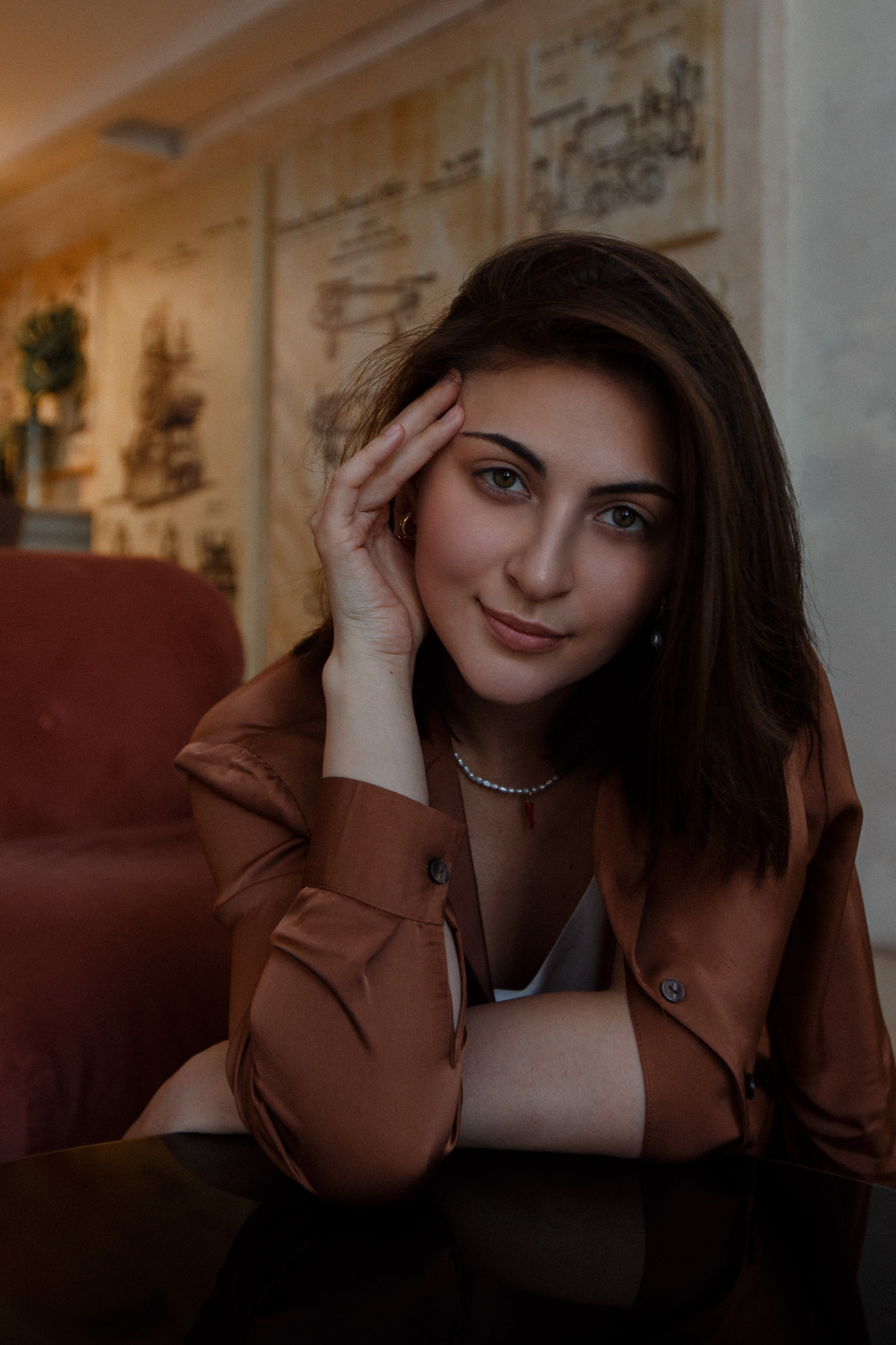 Hermosa chica en un estudio fotográfico. Fotógrafo de retrato, familia y reportajes en Valencia | España | Europa Vitalii Lumier