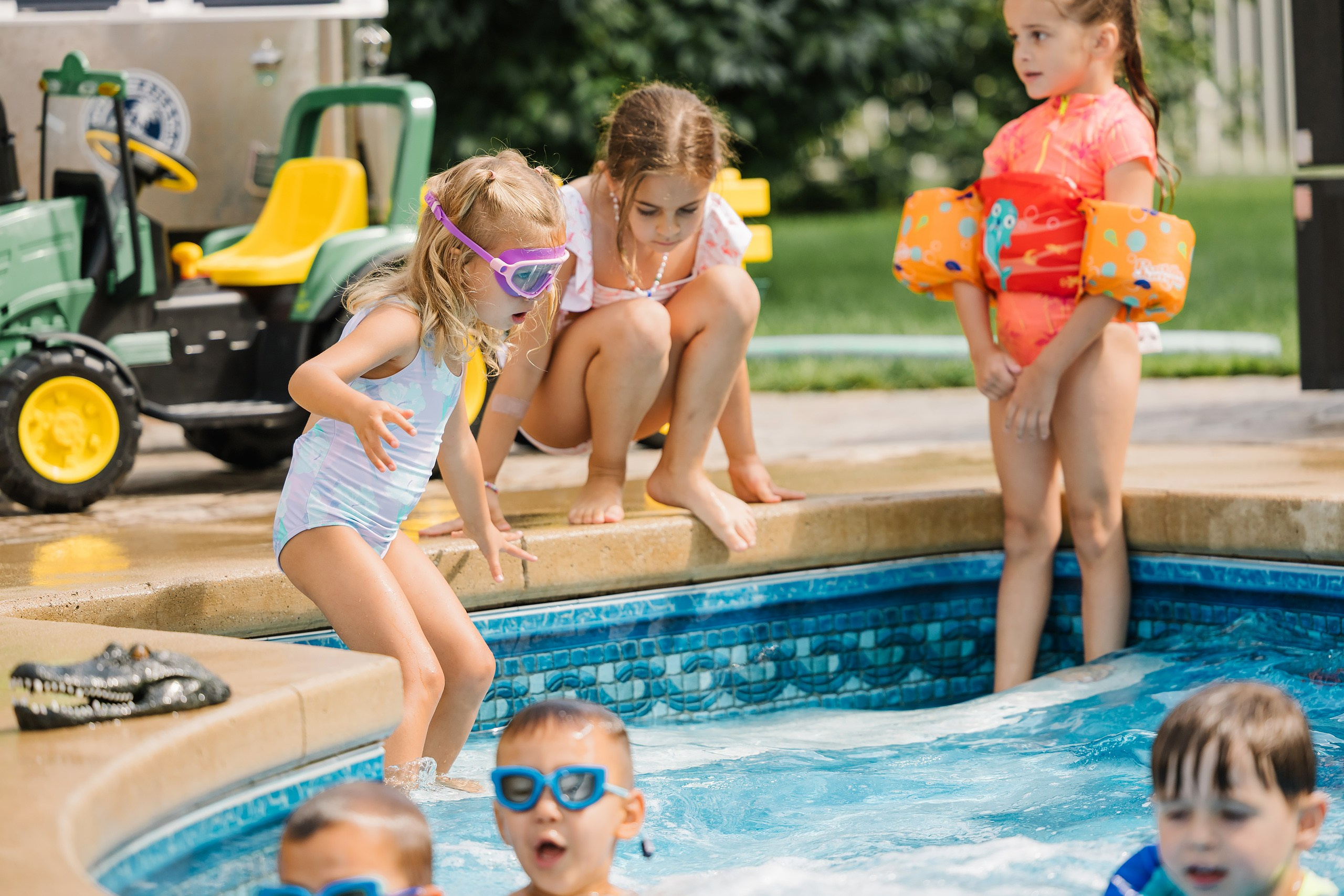 Birthday Party. Wedding family event photographer in Chicago Nick Yushevich