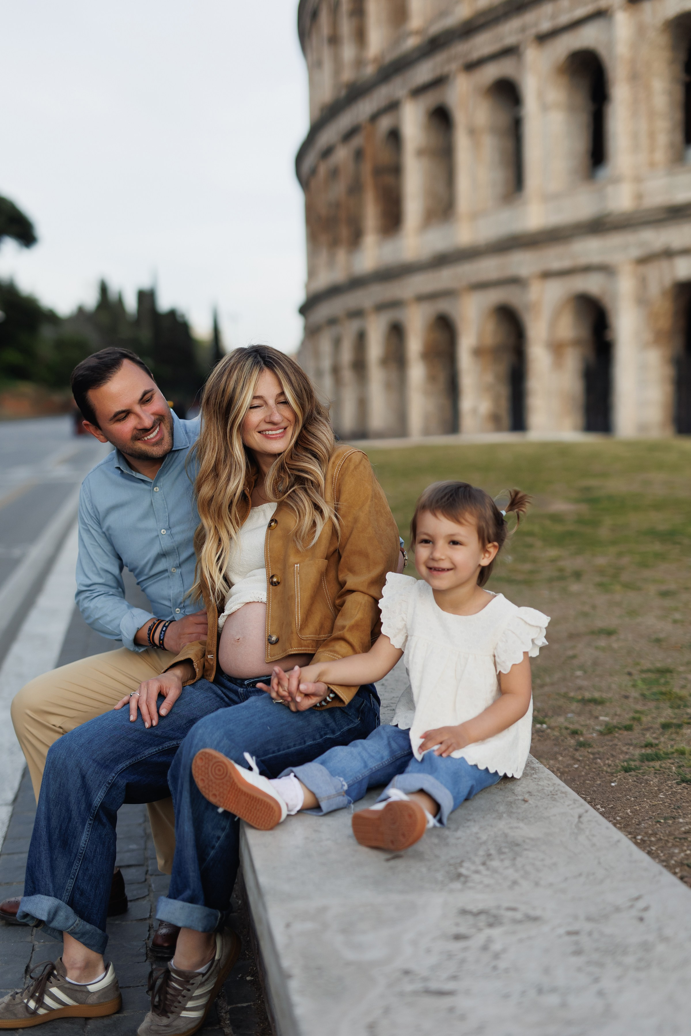 Colosseum photographer in Rome Family photoshooting Couple shooting 