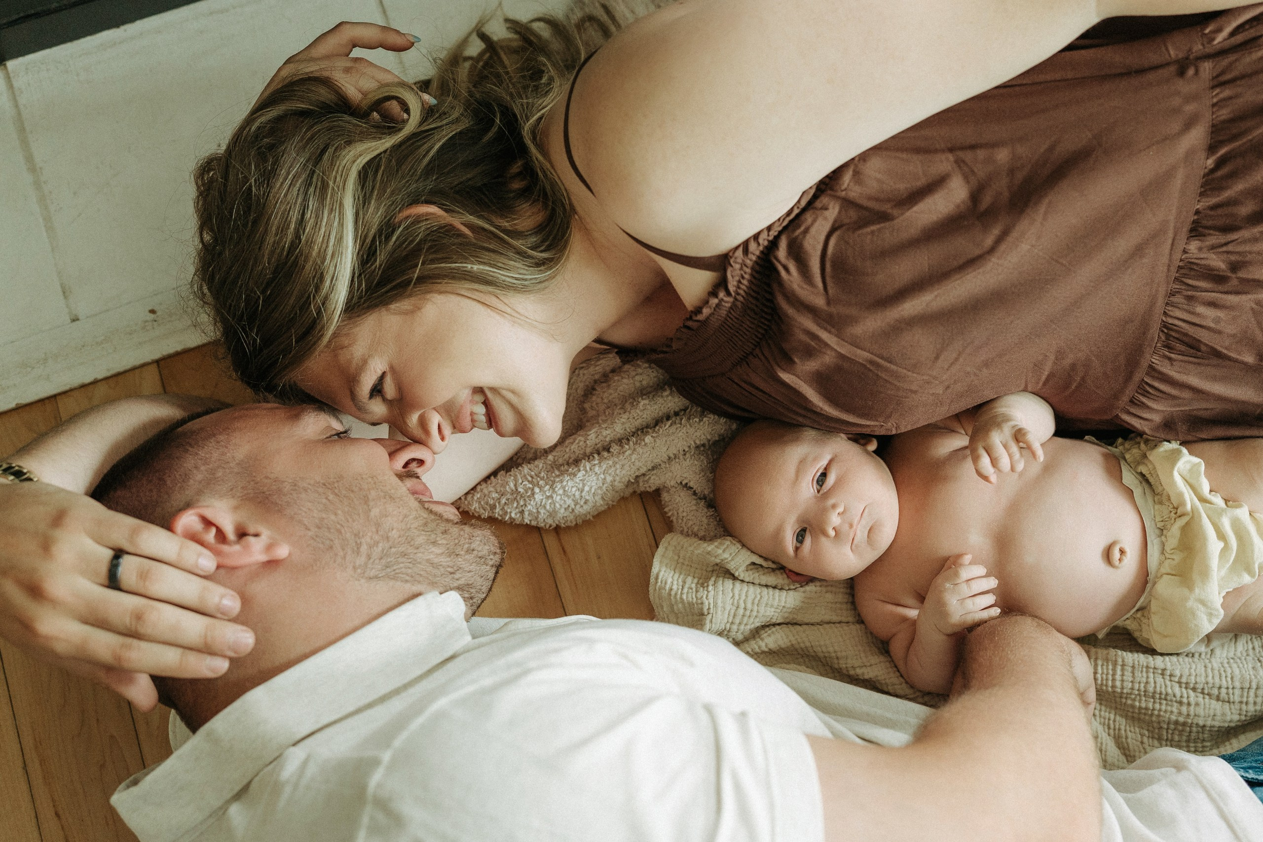 Emily, Kinsley, Kyle, Jace. Alisa Tant — Family and newborn photographer Bucks County, Montgomery county, Philadelphia, NJ