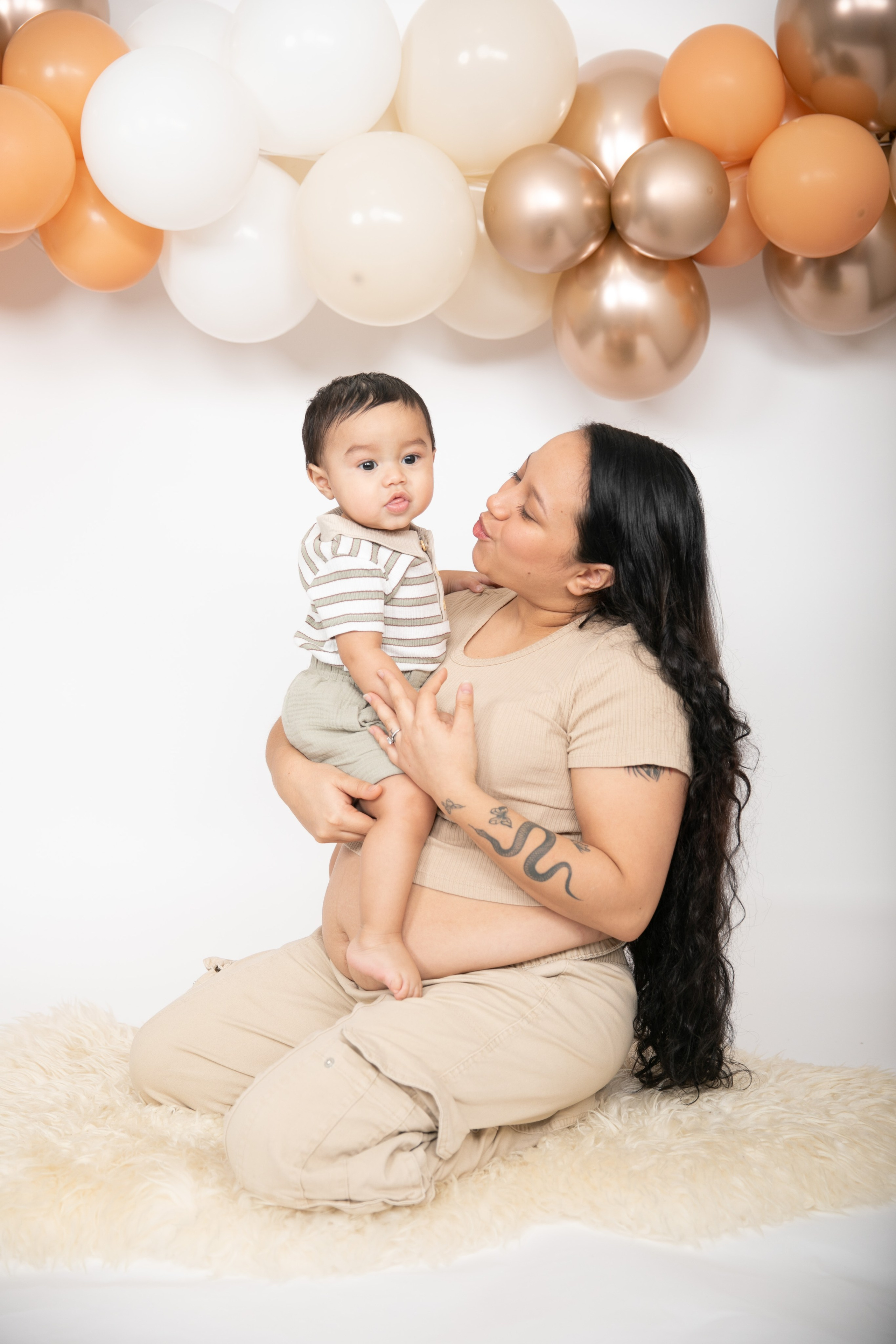 Cake Smash — 1st birthday. Ching Li Photography