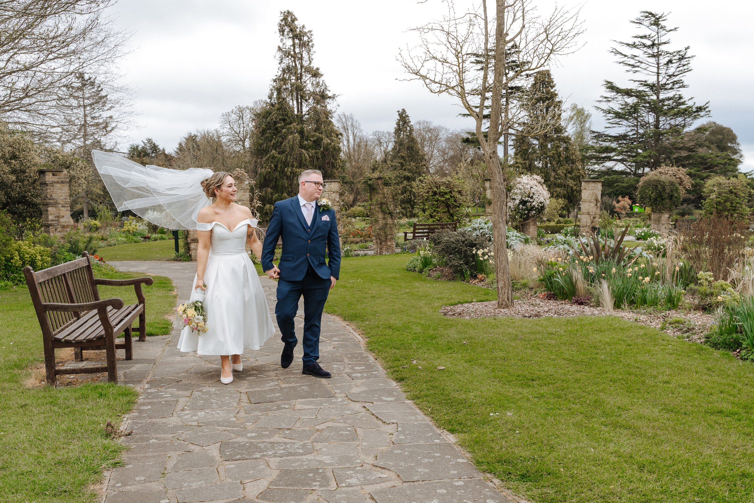 Luke and Nicola’s wedding at Danson House. Photographer in England Ekaterina Romanova