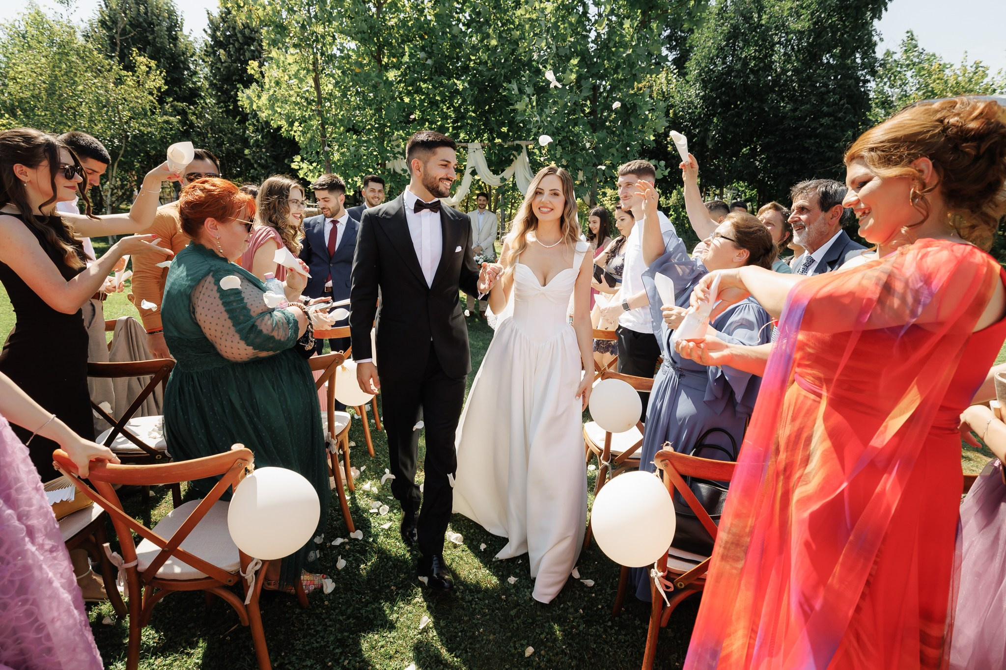 Mihaela si Nicolae - Nunta in locatie in aer liber la Nouvelle Events. Fotograf nunta Bucuresti - Manu Ivanciu | Fotograf botez