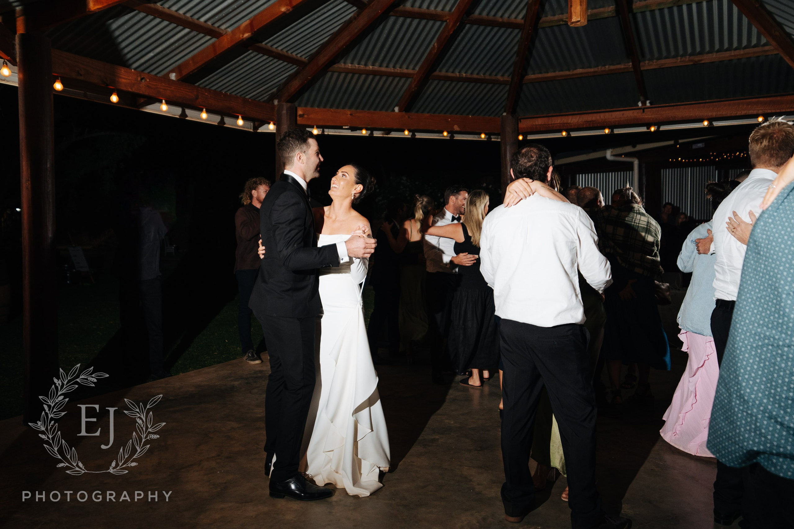 Amie & Jamie — Emu Creek Gardens, Geraldton. Emma Joy Photography
