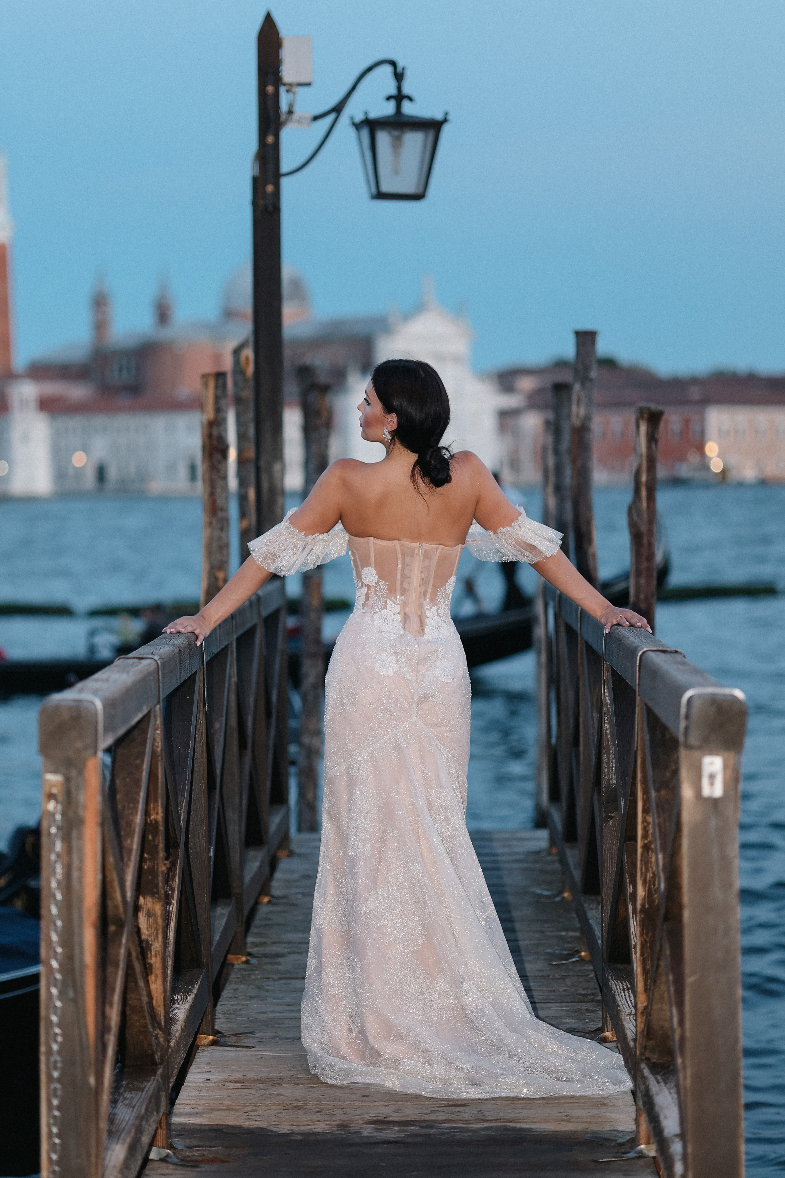 Post Wedding Photoshoot in Venice. Photographer in Venice, Viktoria Antonova