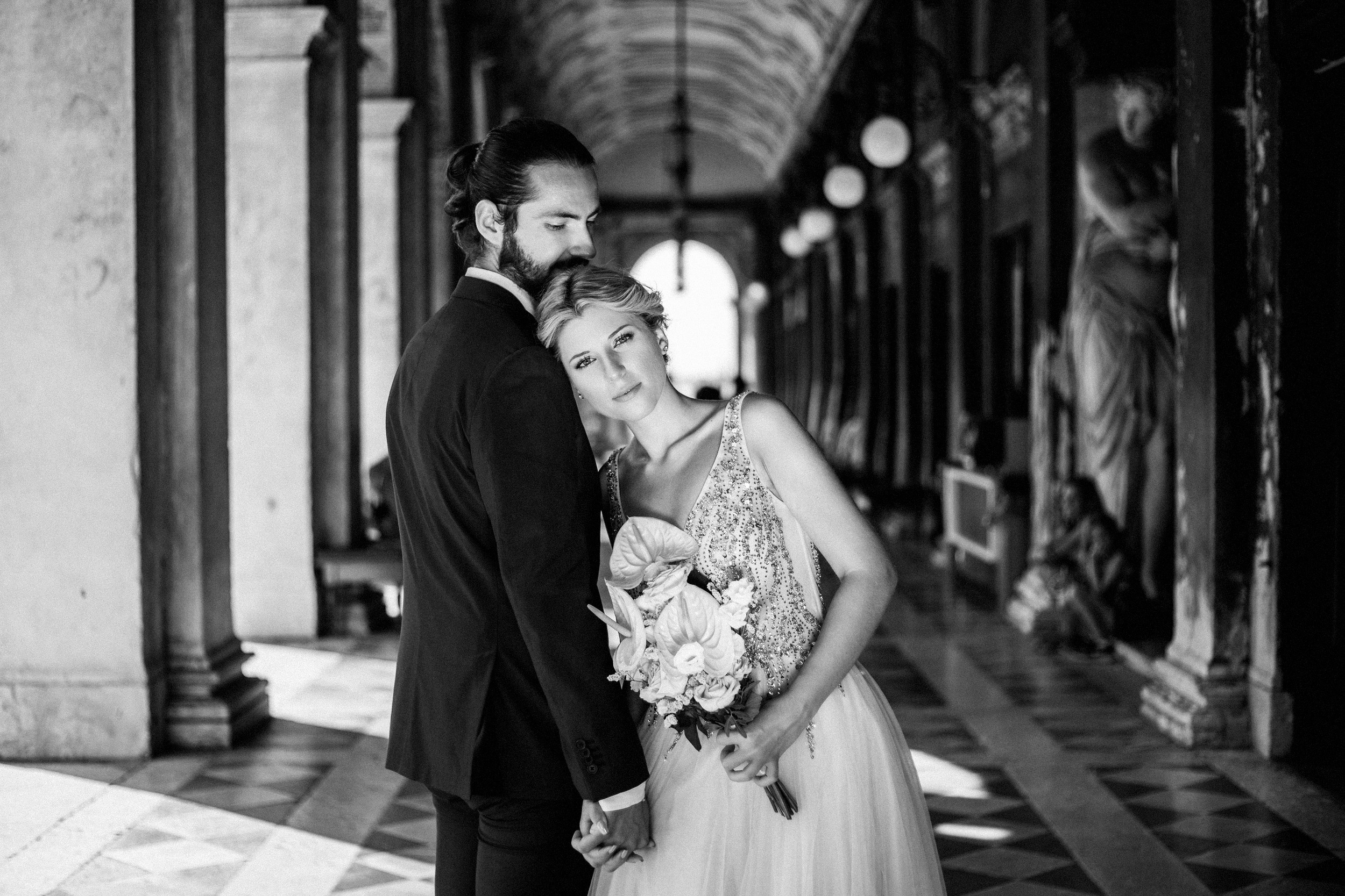 Venice elopement. Photographer in Venice, Viktoria Antonova