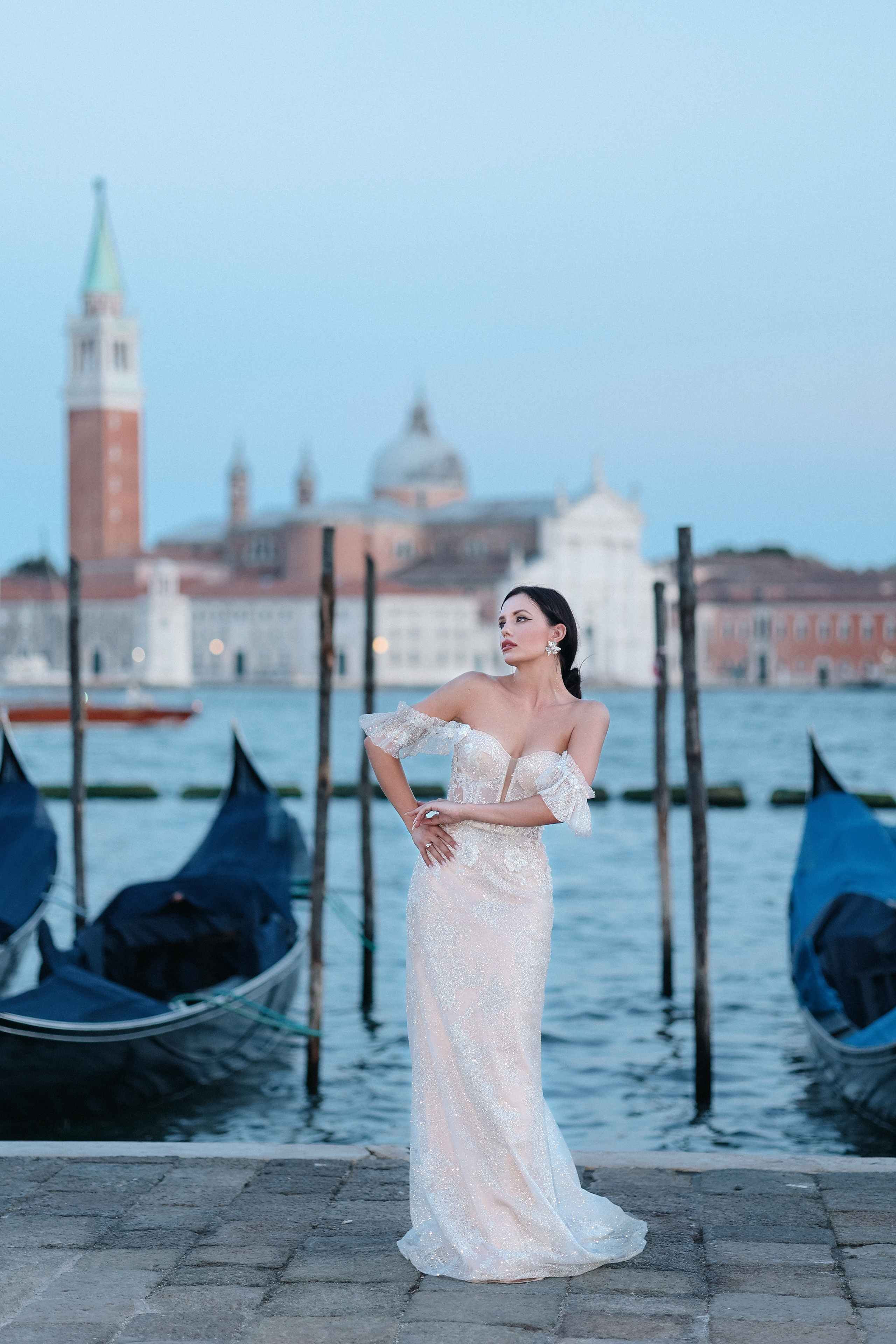 Post Wedding Photoshoot in Venice. Photographer in Venice, Viktoria Antonova