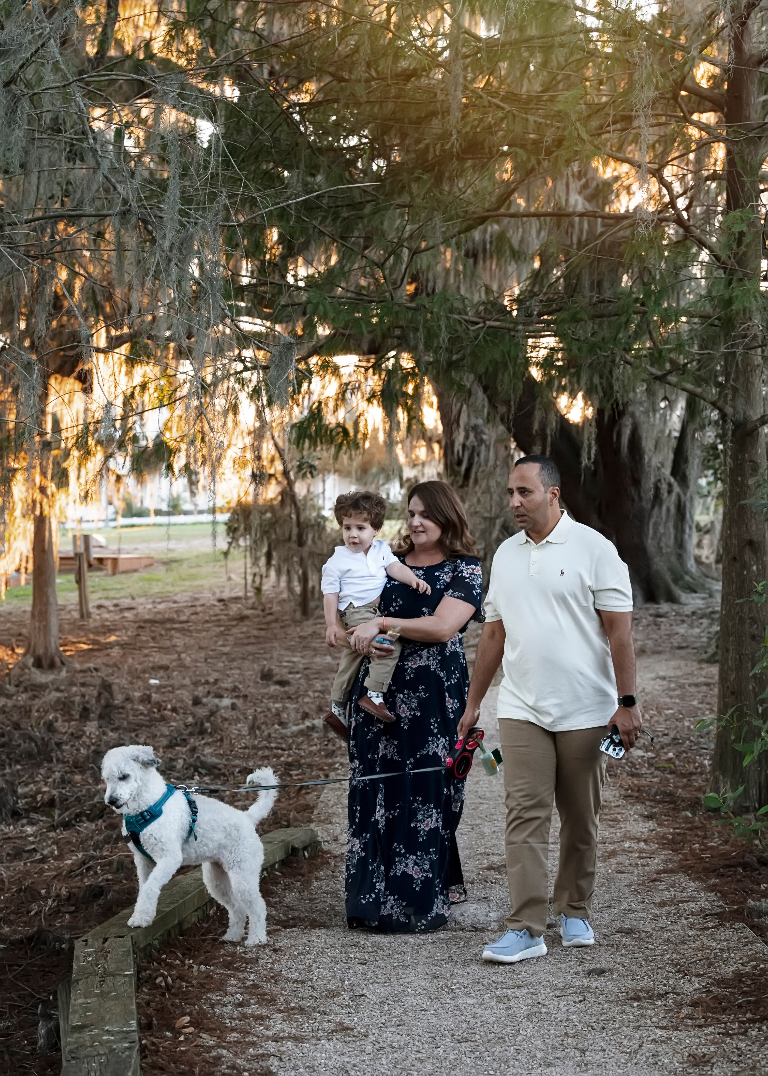 Family session outside. Portrait, kids and family photographer in Wesley Chapel Alina Alice Osipova
