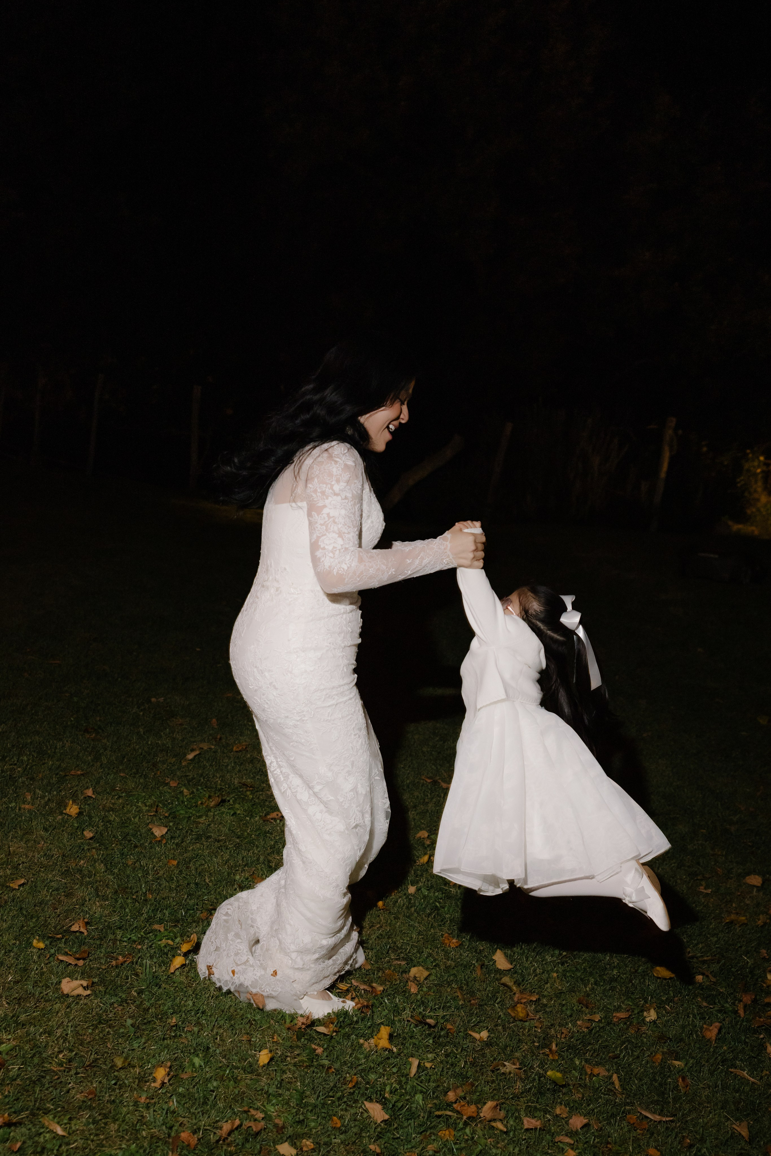 Mitcell&Melanie digital. Wedding photographer Italy