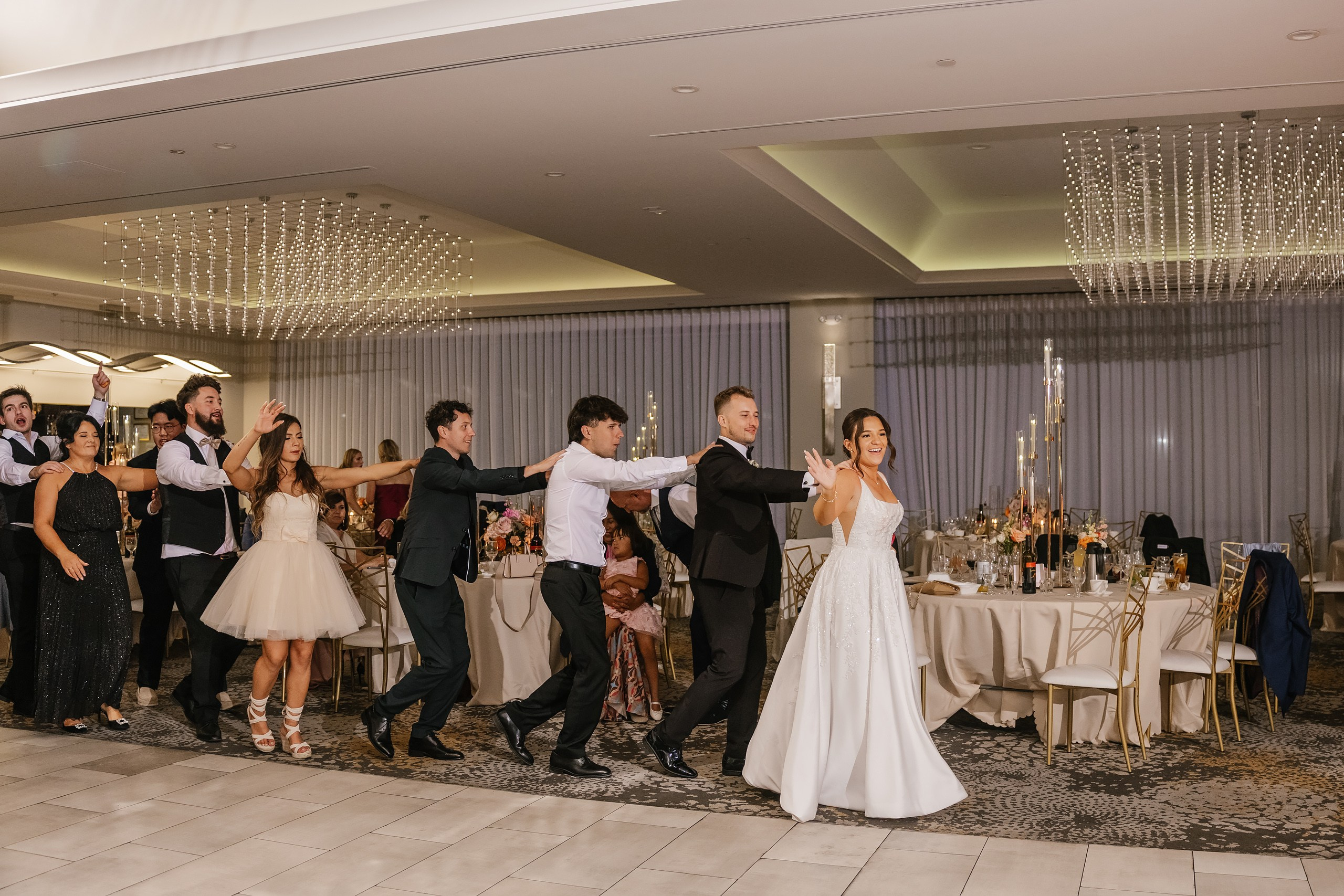 09.06.2025 Wedding. Wedding family event photographer in Chicago Nick Yushevich