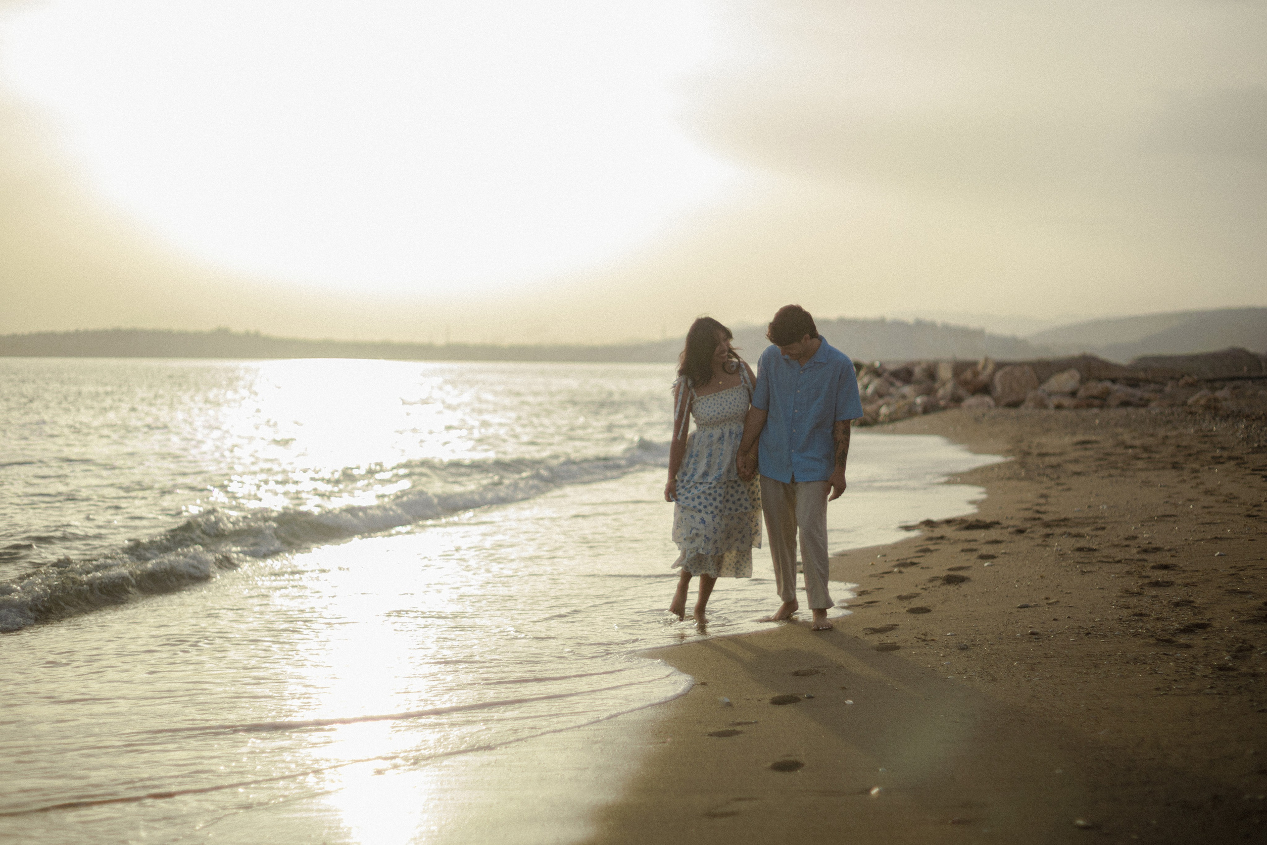 Thea and Jordan in Athens. Photographer in Greece Kristina