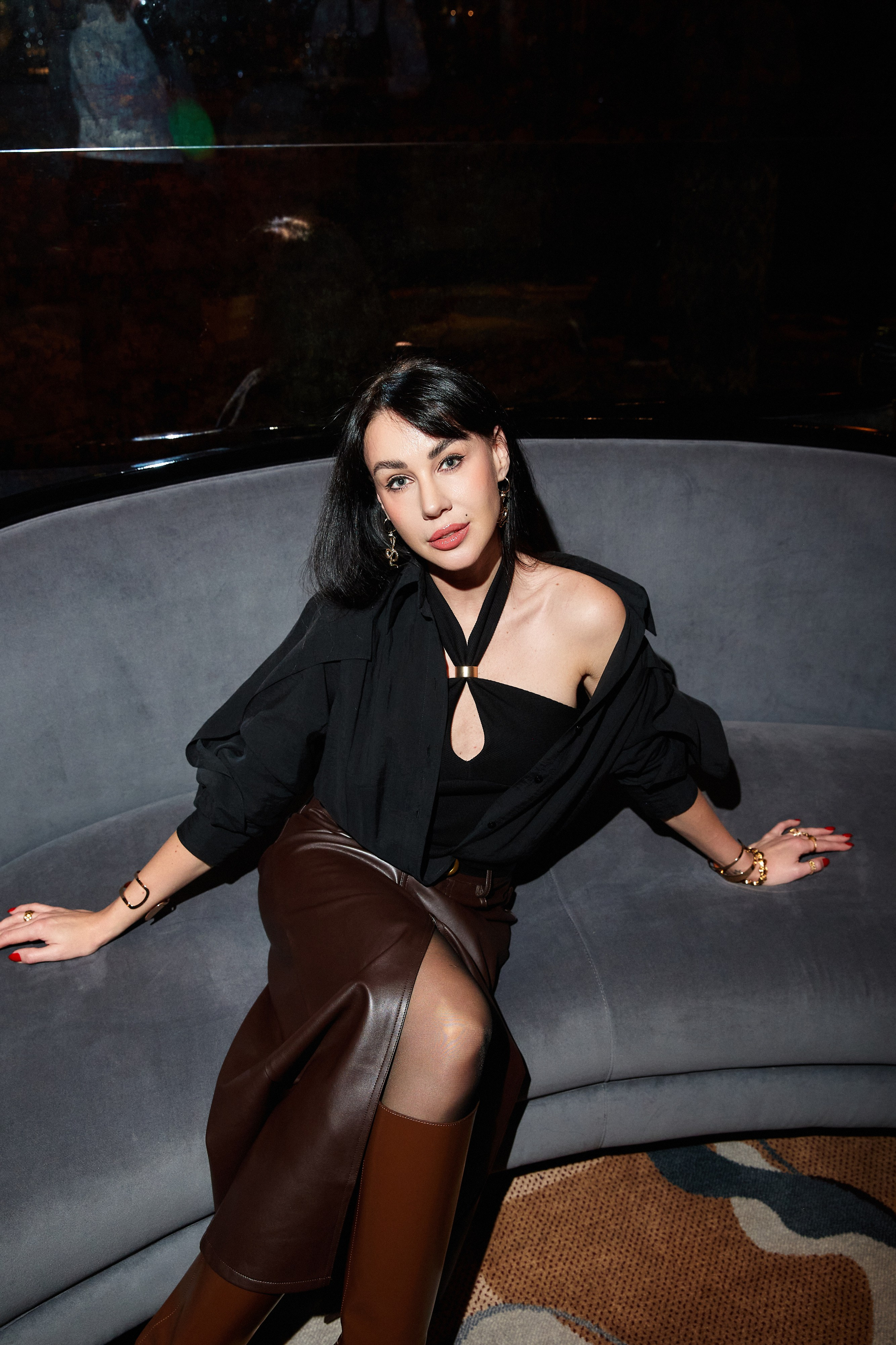 Conference by Daria Oskin. Destination wedding and fashion photographer in Riga Igor Davidovich