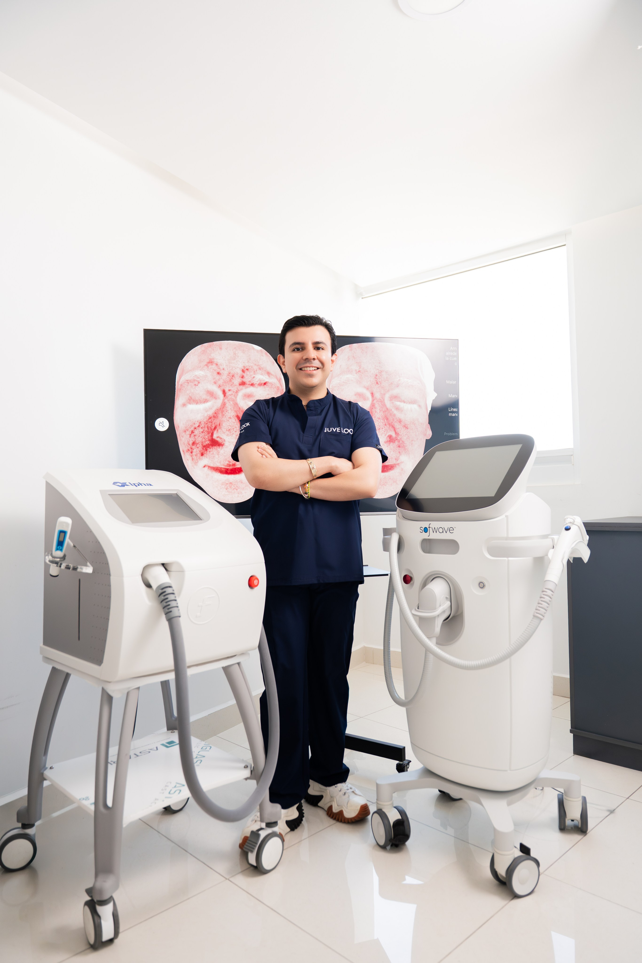 Dr. Carlos Miranda. Miguelsalasfoto