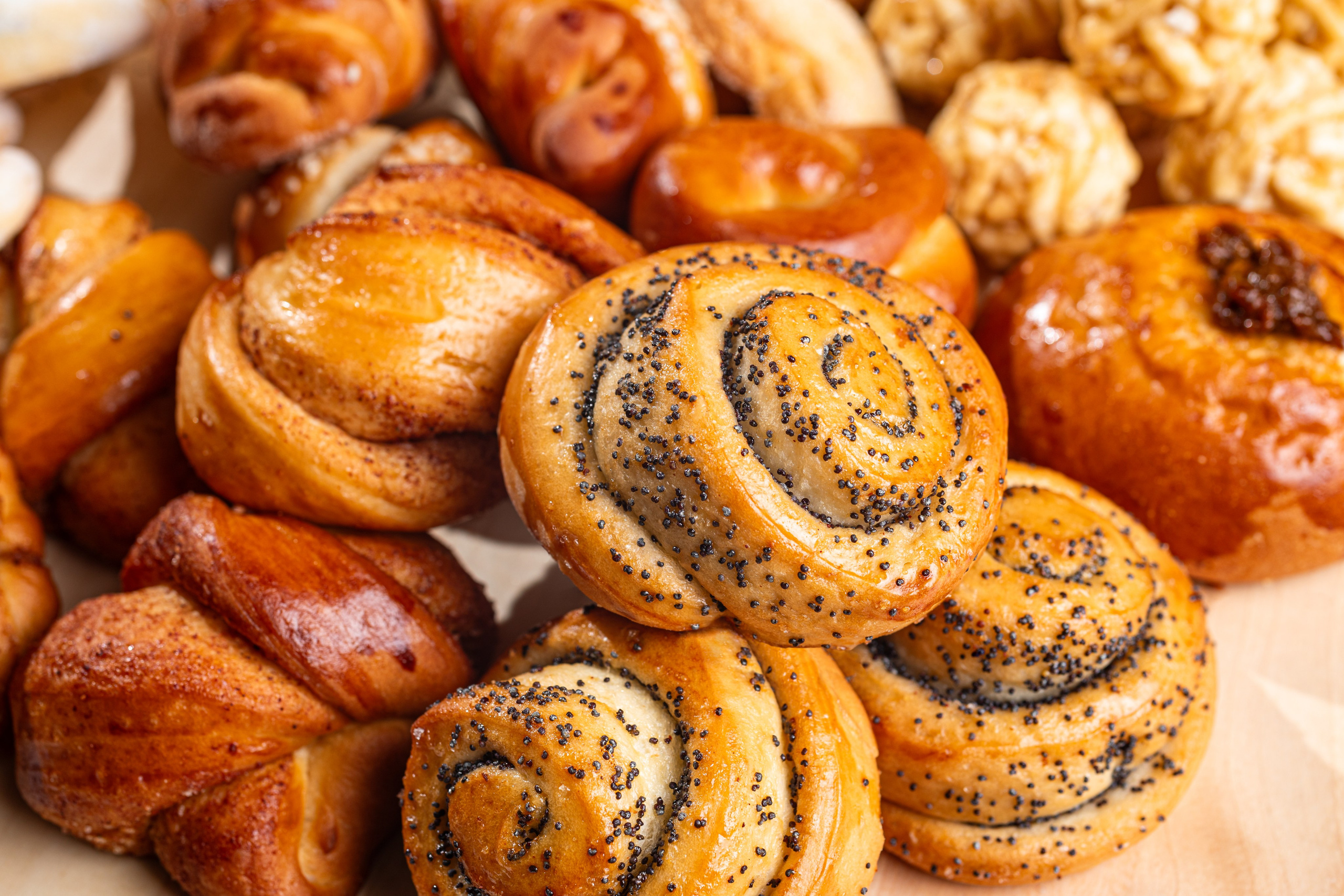 Фуд-фотосъемка выпечки Oliva Bakery Бишкек. Фотограф в Бишкеке Оксана Шувалова