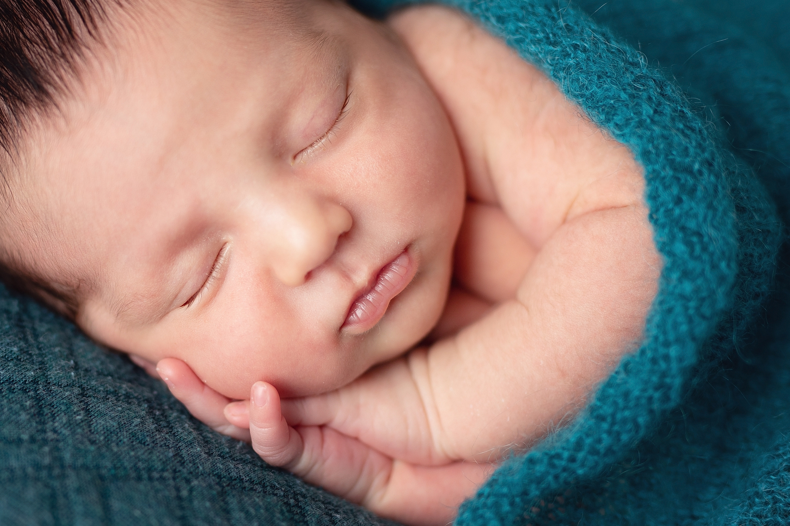 Neugeborene. Ihre Familienfotografin in Köln/Bonn Virezzi Fotodesign
