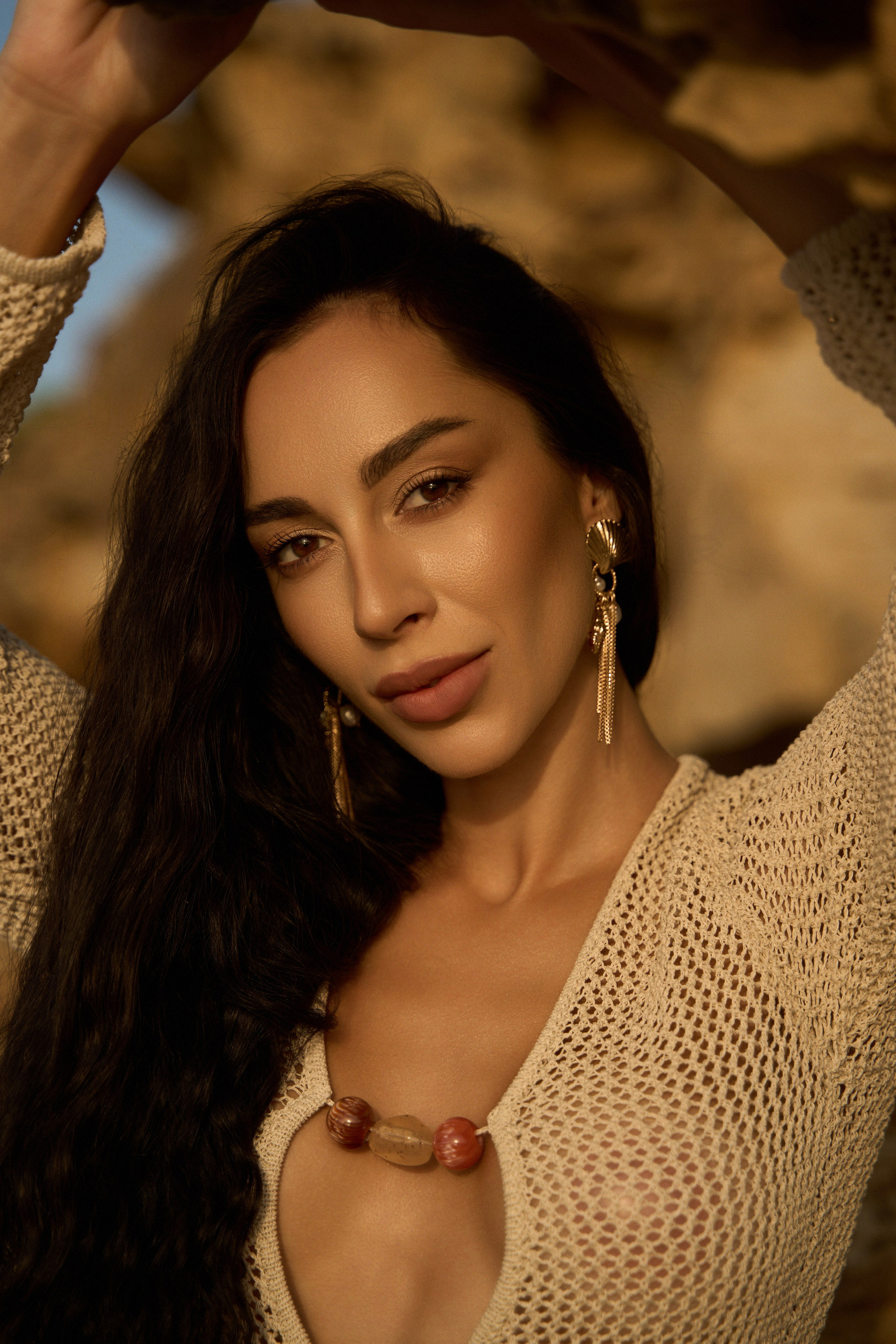 Sunrise between rocks