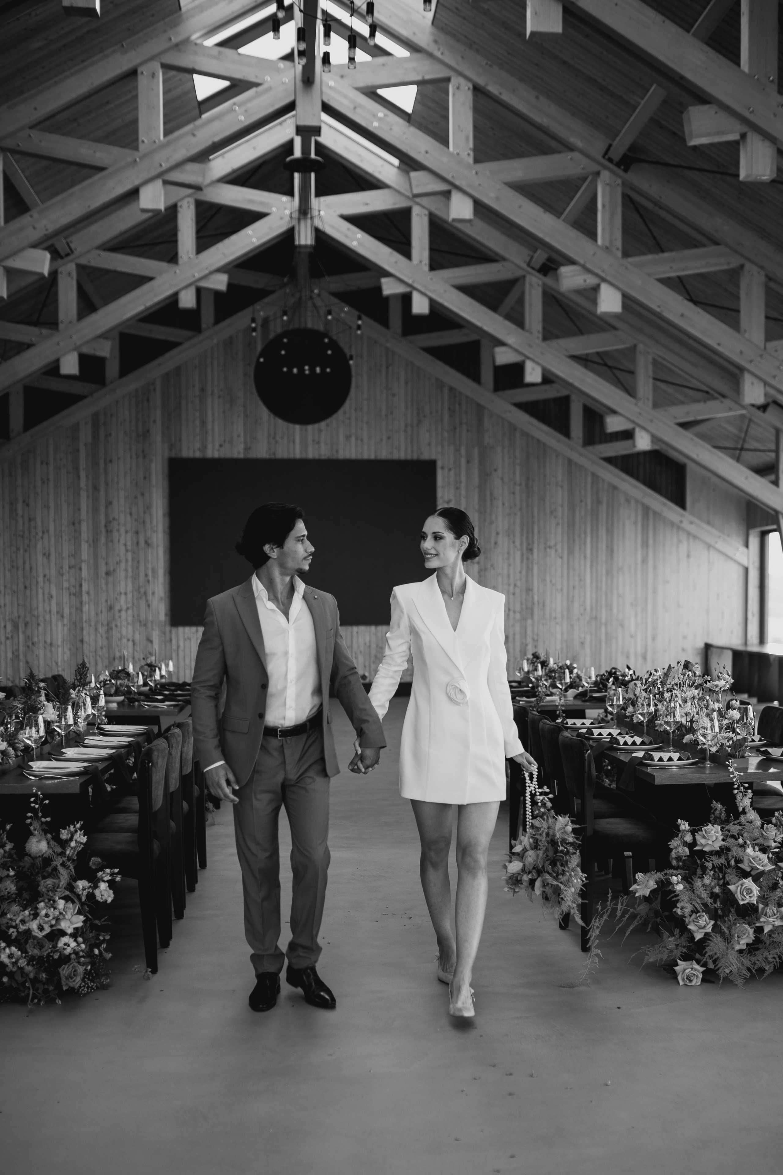 Styled shot at The Barn, Cluj. Fotograf de nunta — documenting your love story with a touch of editorial — wedding photographer