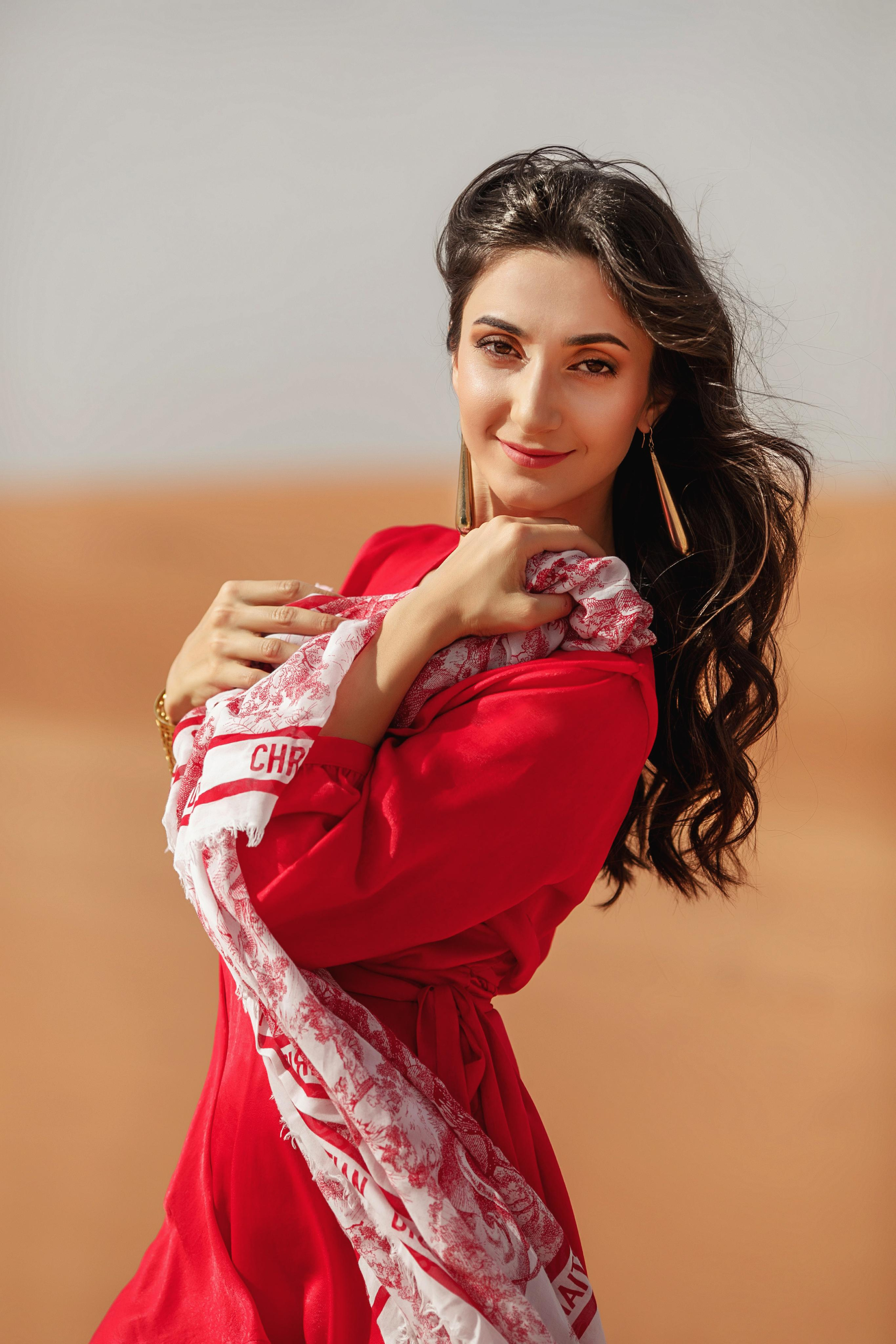 Ayla. Red veiled beauty. Портретний та весільний фотограф Надія Онода