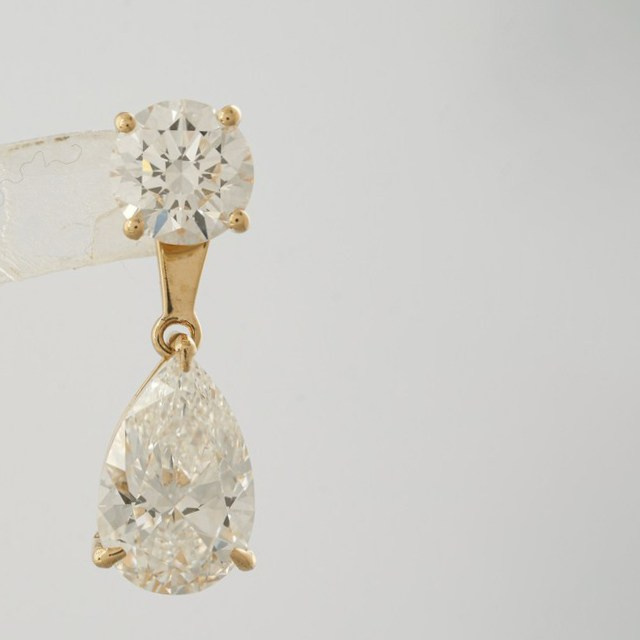 Jewellery photography for engagement rings and diamond earrings