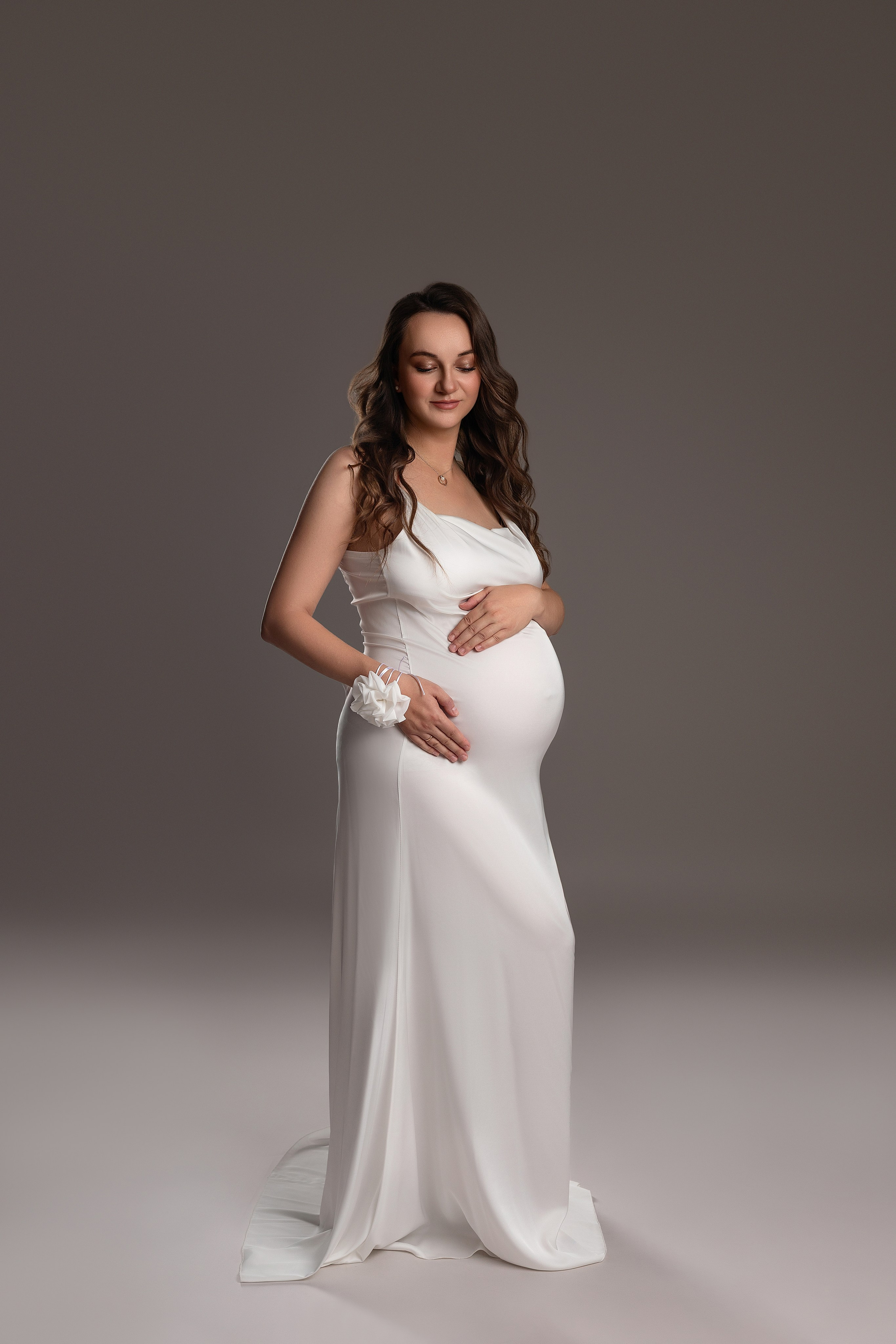 Babybauch. Neugeborene- Schwangerschaft- und Kinder Fotografin in Lehre