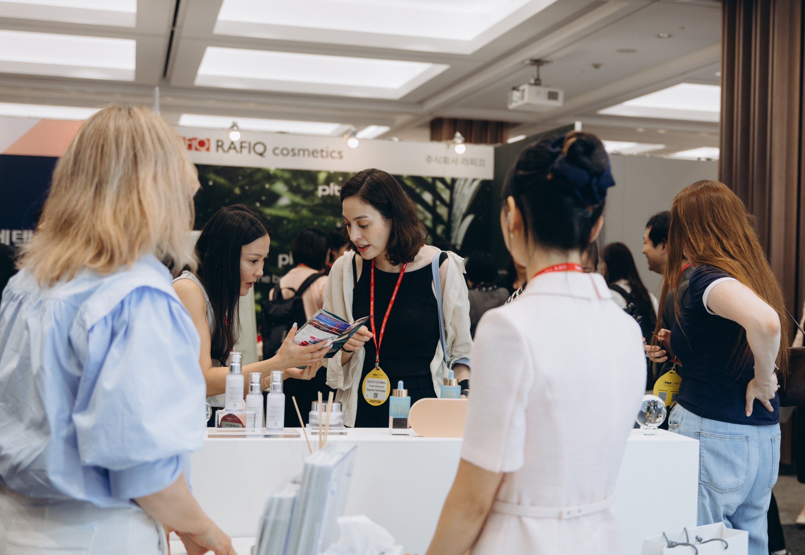 Inter charm Korea 2024 (ELSYM8). Portrait photographer in South Korea Olga Lian