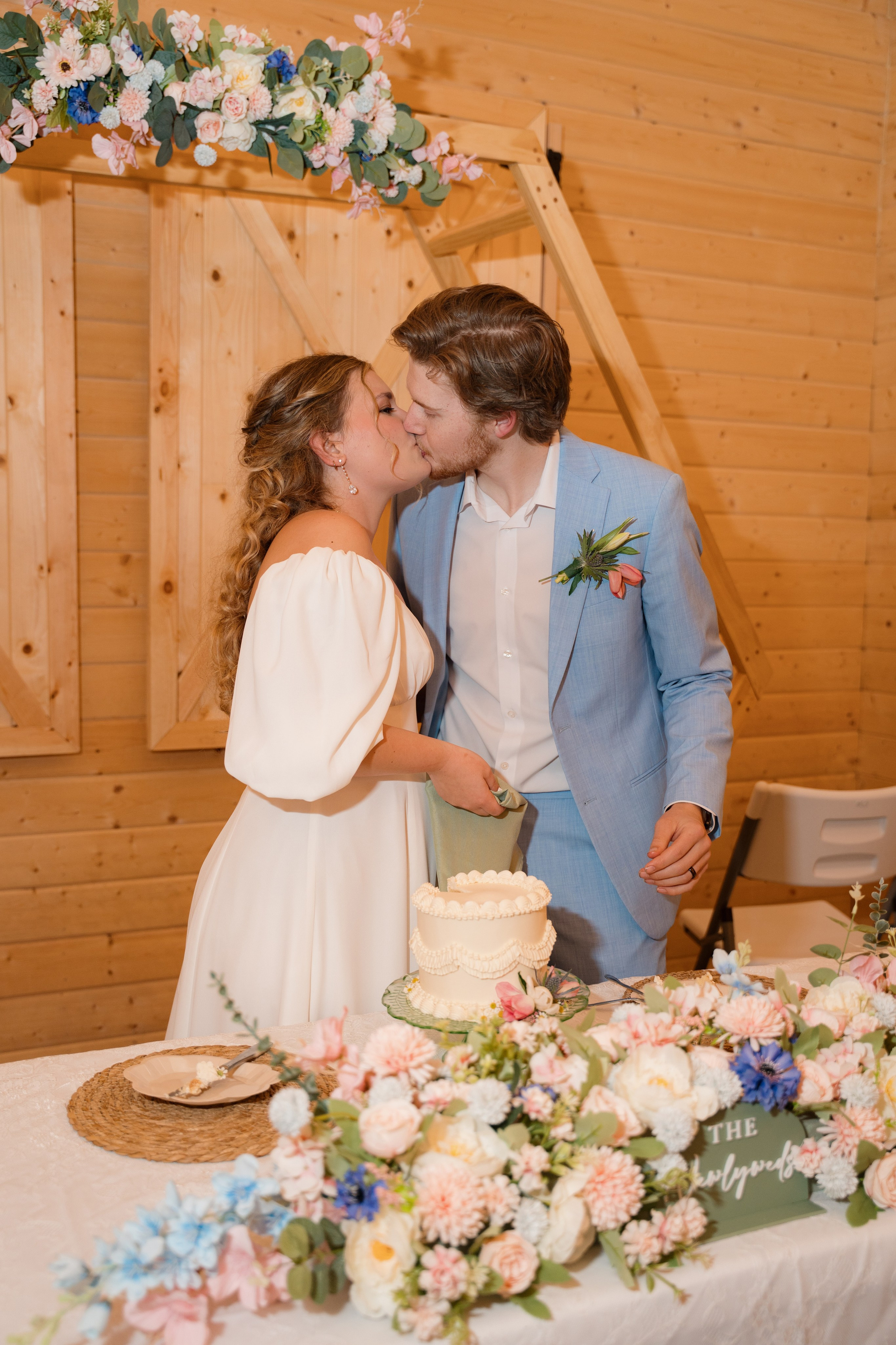 Katlyn and Josiah | Full Wedding day. Photographer in Washington Sophia D
