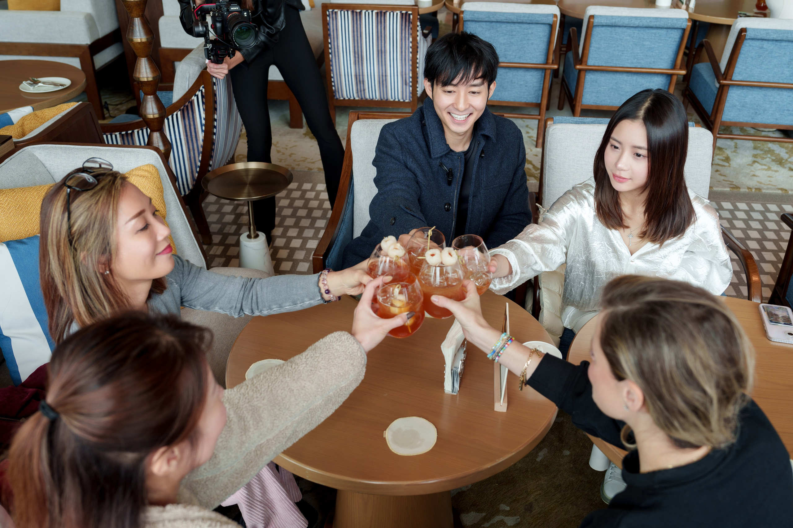 HASHTAG LEGEND | THE FULLERTON HONG KONG. ФОТОГРАФ В ГОНКОНГЕ (СВАДЬБЫ, FASHION, СЕМЕЙНЫЕ, МЕРОПРИЯТИЯ, ФОТОПРОГУЛКИ)